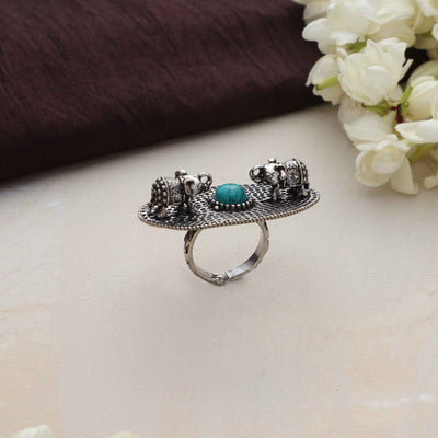 trueBrowns Silver Tone Abstract Oval Ring