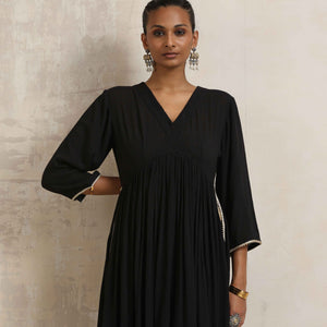 trueBrowns Black Crinkle Anarkali Flared Kurta Set