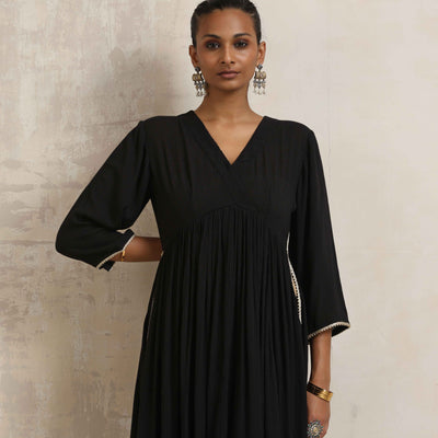 trueBrowns Black Crinkle Anarkali Flared Kurta Set