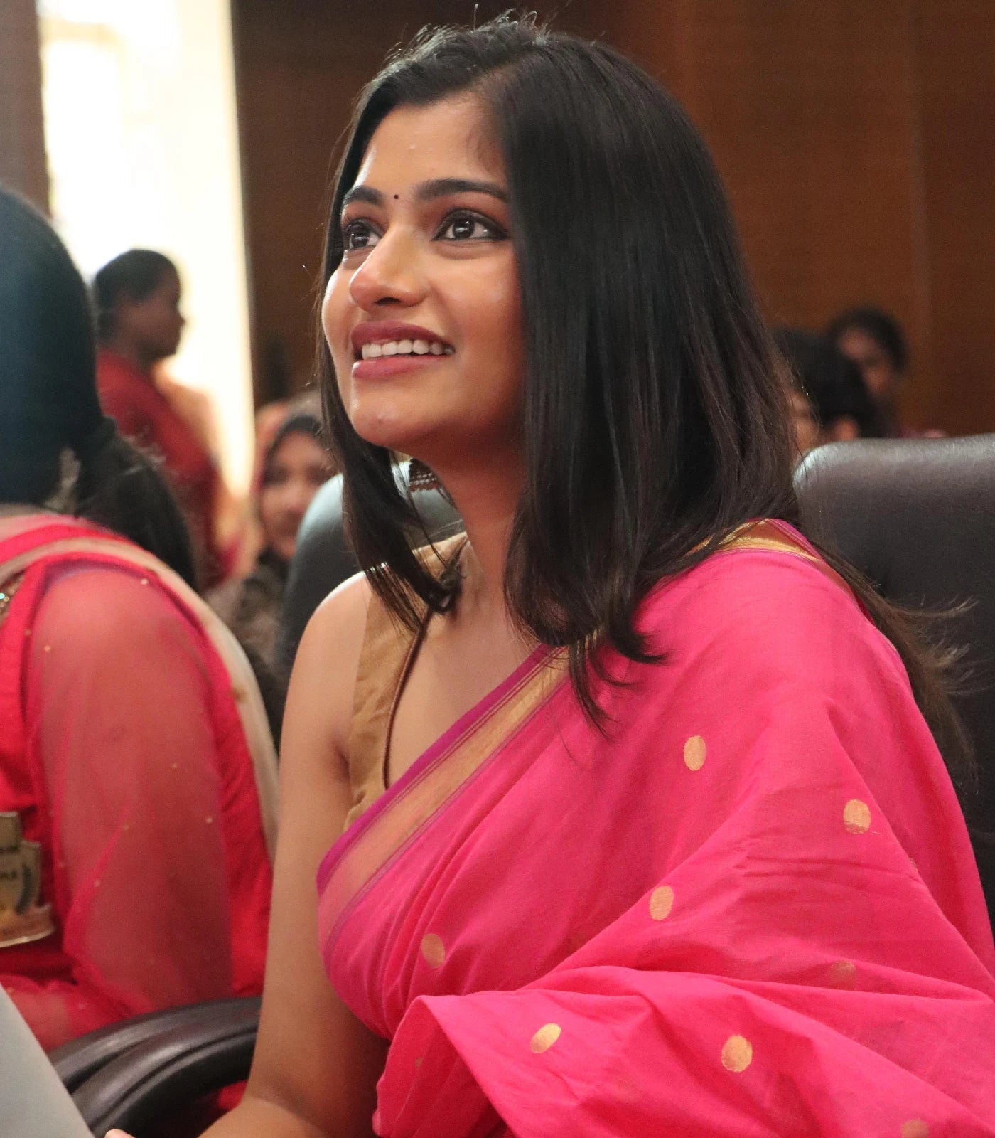 Hot Pink Handloom Venkatagiri Cotton Saree With Coin buttis and Jamdani Parrot Pallu Motifs