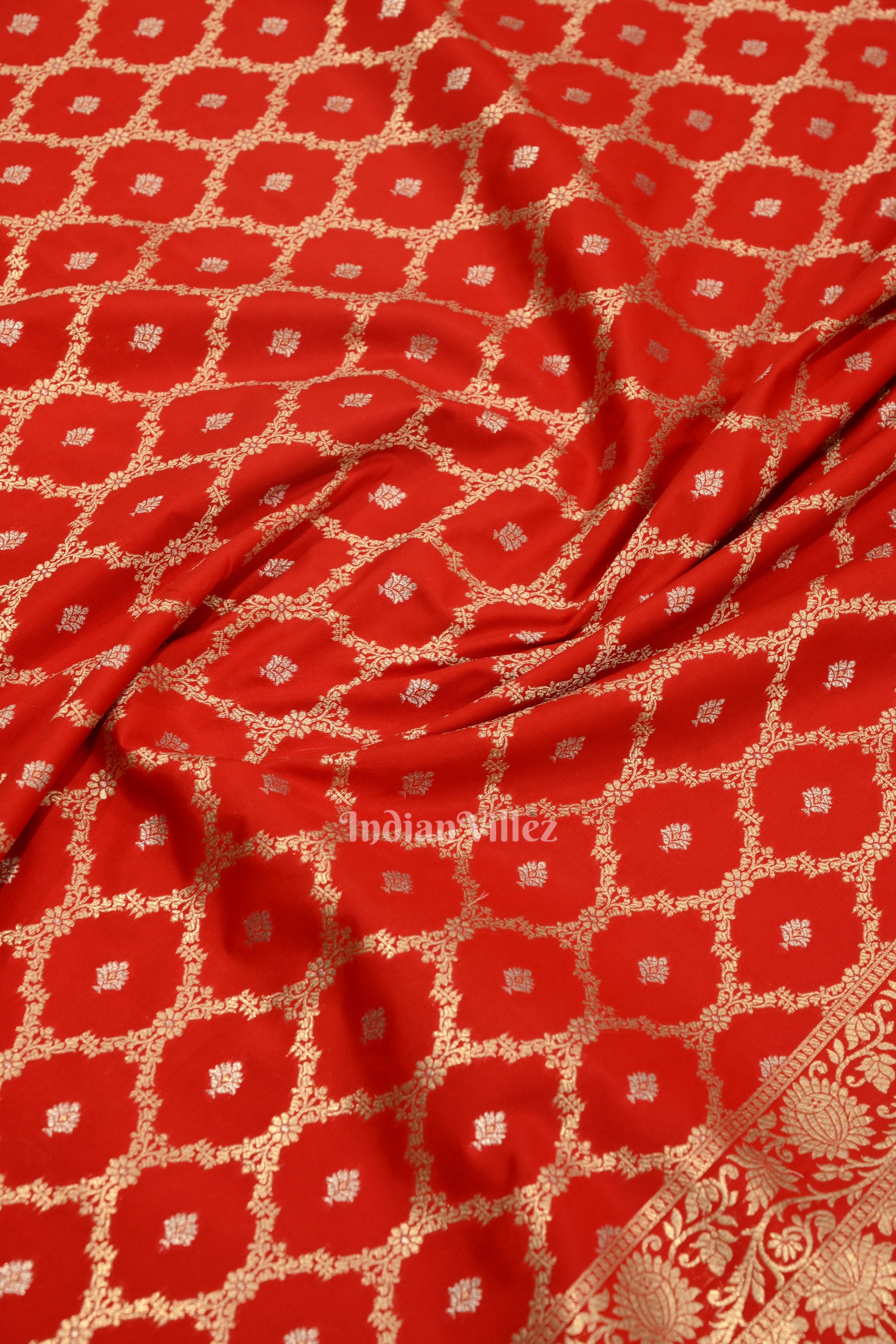 Exclusive Authenticate Crimson Bridal Red Soft Pure Mashru Satin Silk Banarasi Saree