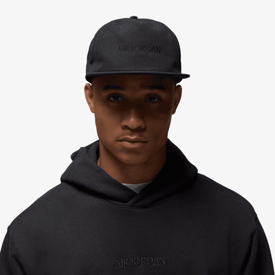 JORDAN | AIRJORDAN PRO UNSTRUCTURED FLAT BILL HAT { OFF NOIR/OFF NOIR