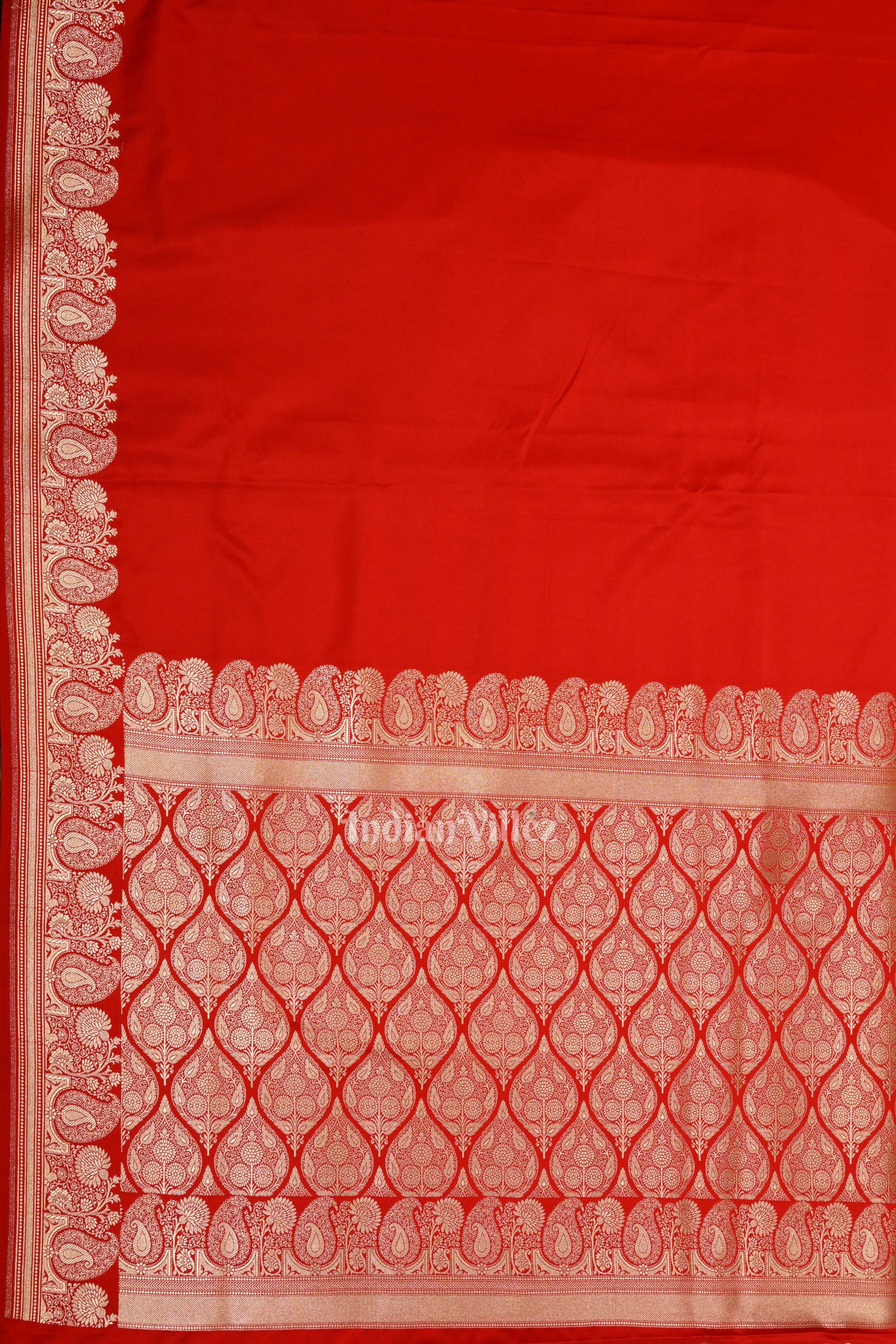 Gergeous Flaunt Red Soft Pure Mashru Satin Silk Banarasi Saree