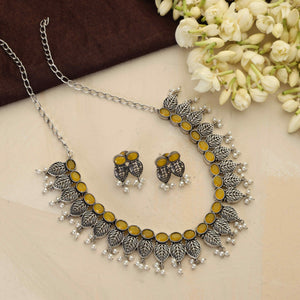 trueBrowns Silver Tone Stone Necklace Set