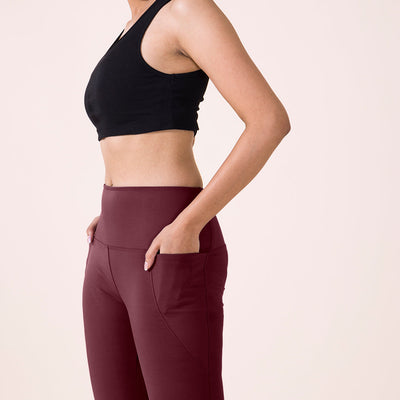 Women Solid Maroon Nylon Fitness Tights