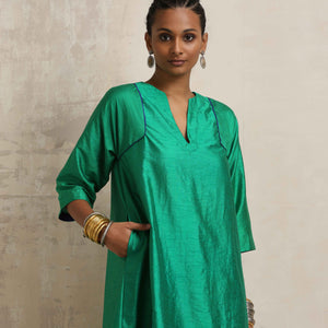 trueBrowns Bright Green Silk Kurta Co-ord Set