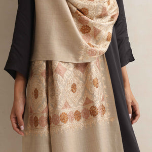 trueBrowns Beige Embroidered Woollen Stole
