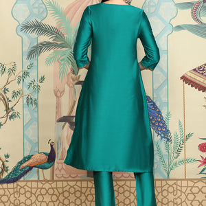 Regular Three-Quarter Sleeves Thread Work Kurta with Trousers