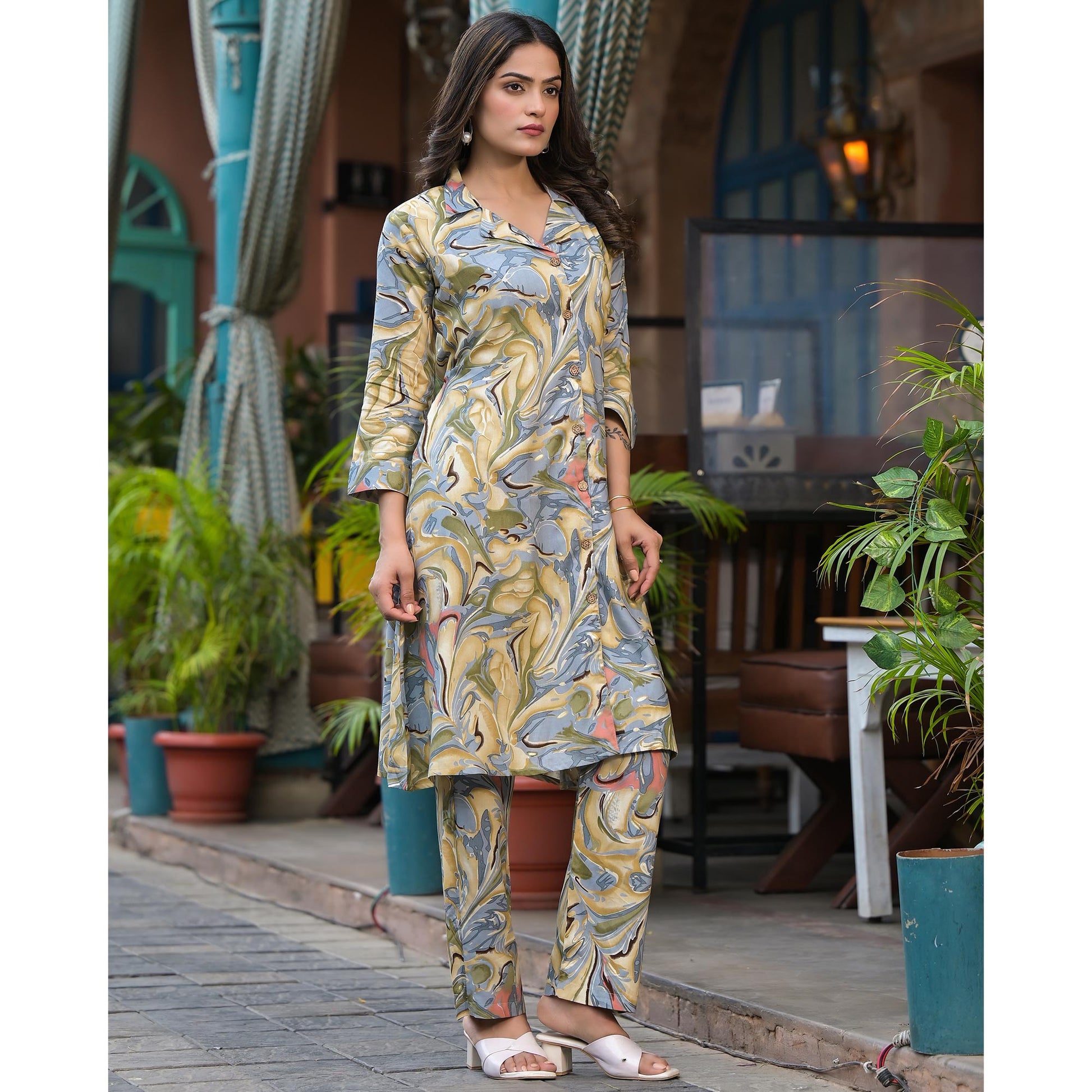grey-foil-printed-rayon-co-ord-set-2