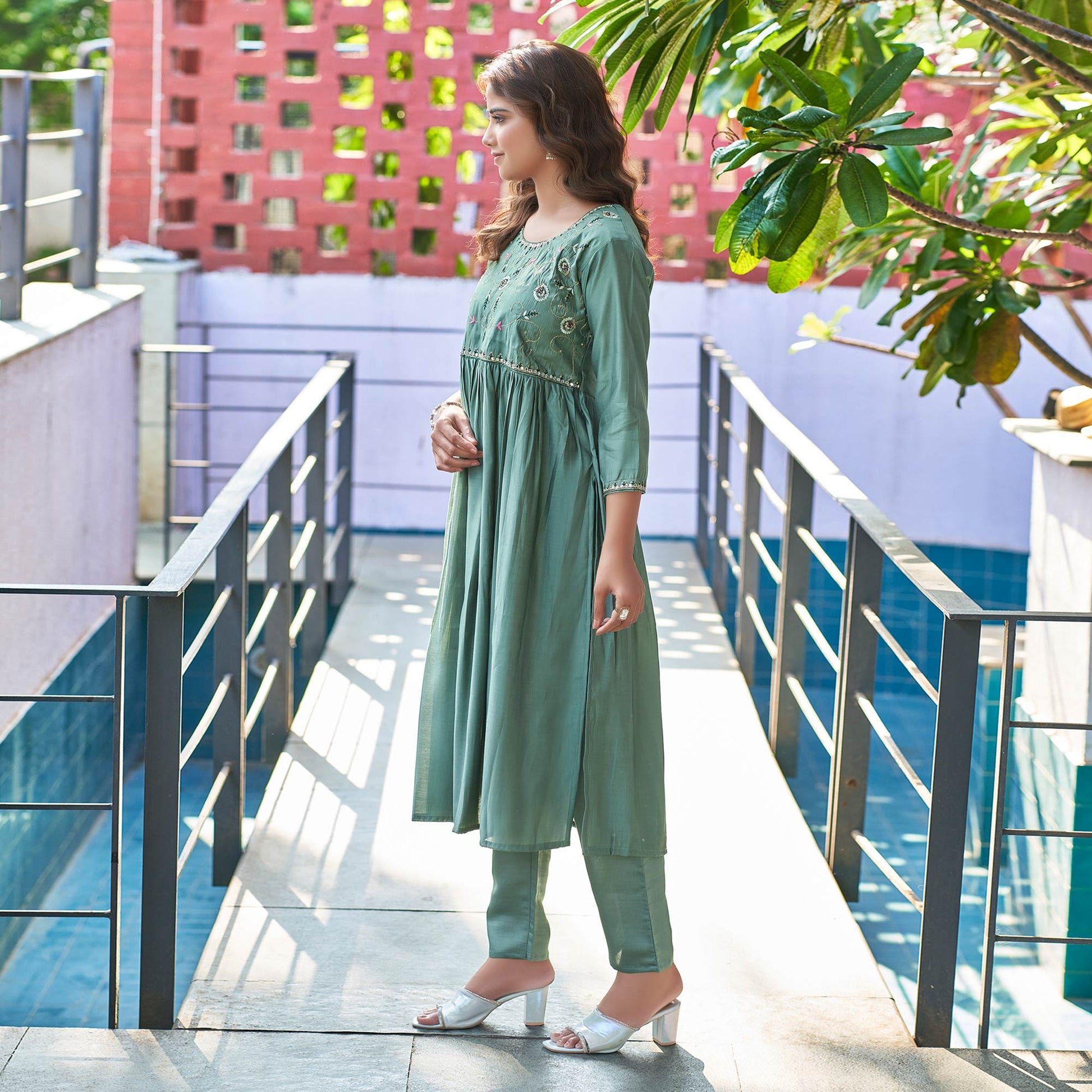 green-floral-embroidered-pure-silk-suit