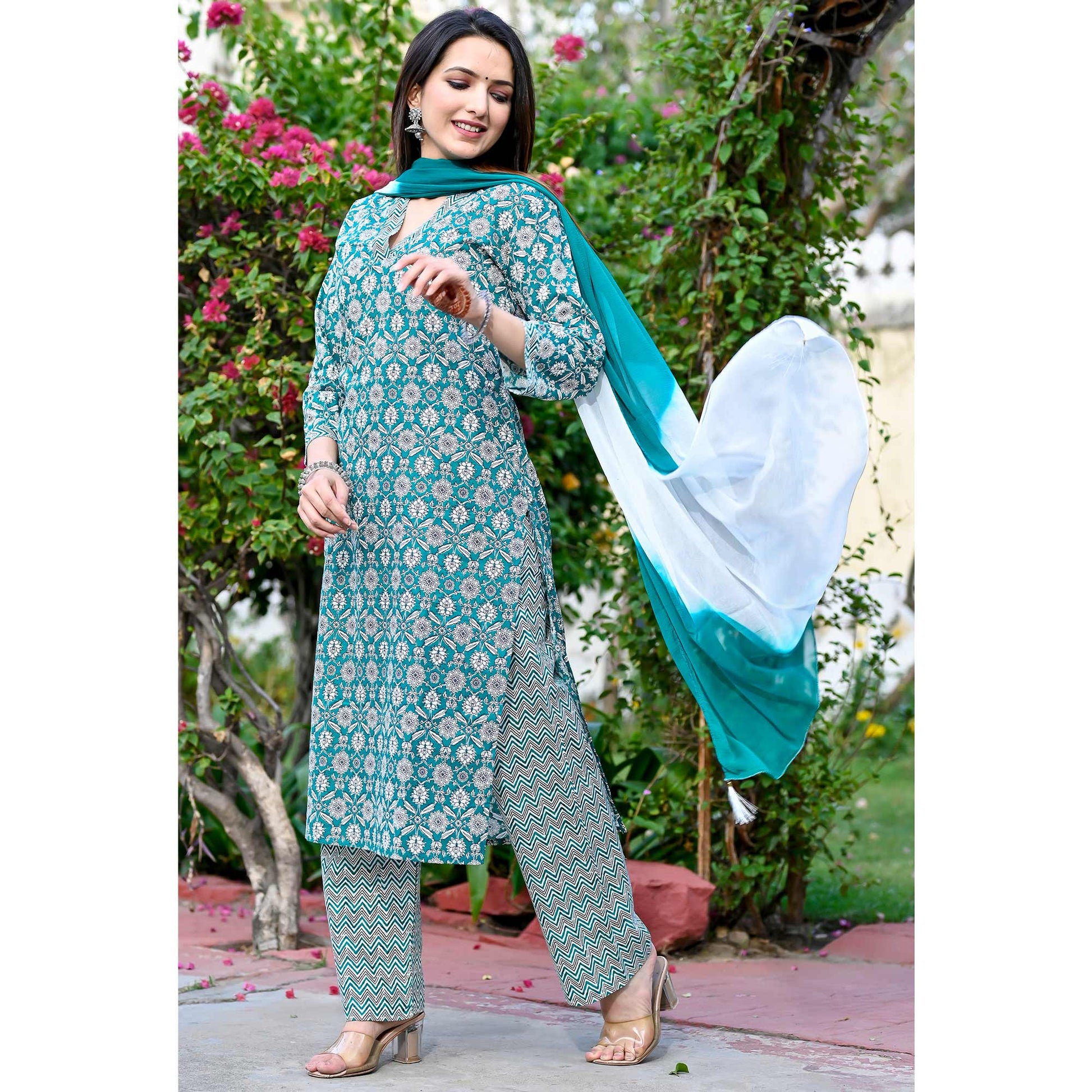 green-floral-printed-pure-cotton-salwar-suit-1