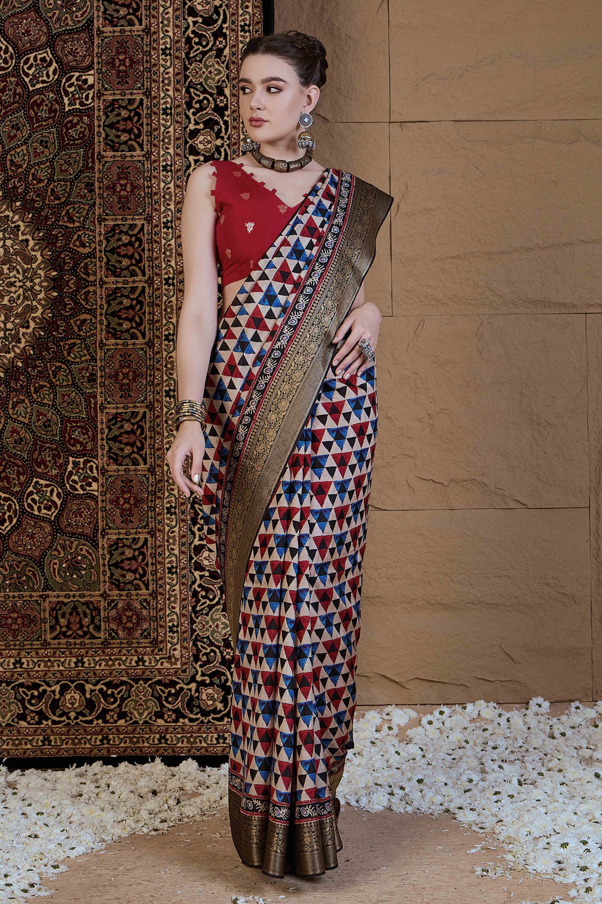Multicolor Geometric Printed Viscose Saree