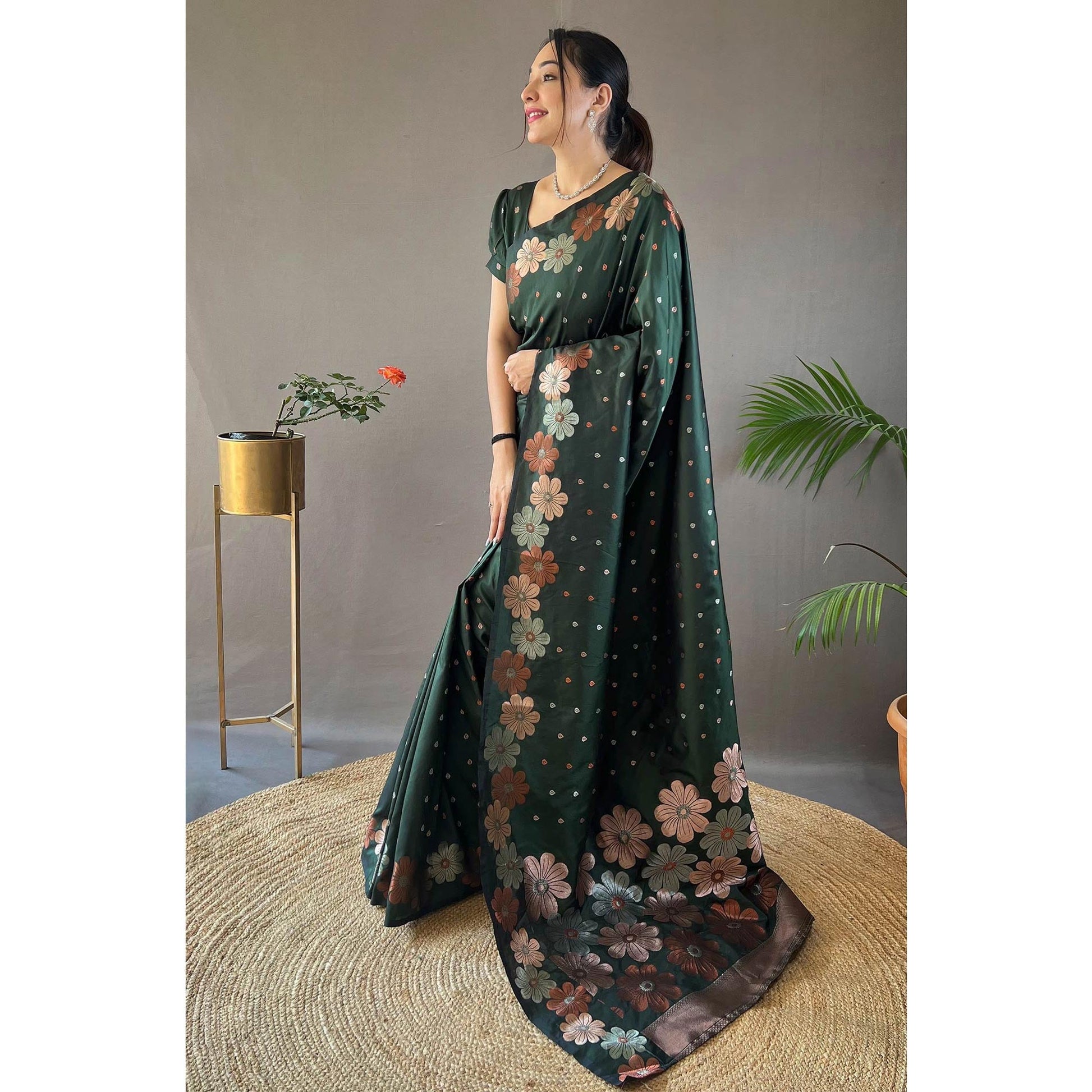 green-floral-zari-woven-pure-silk-saree