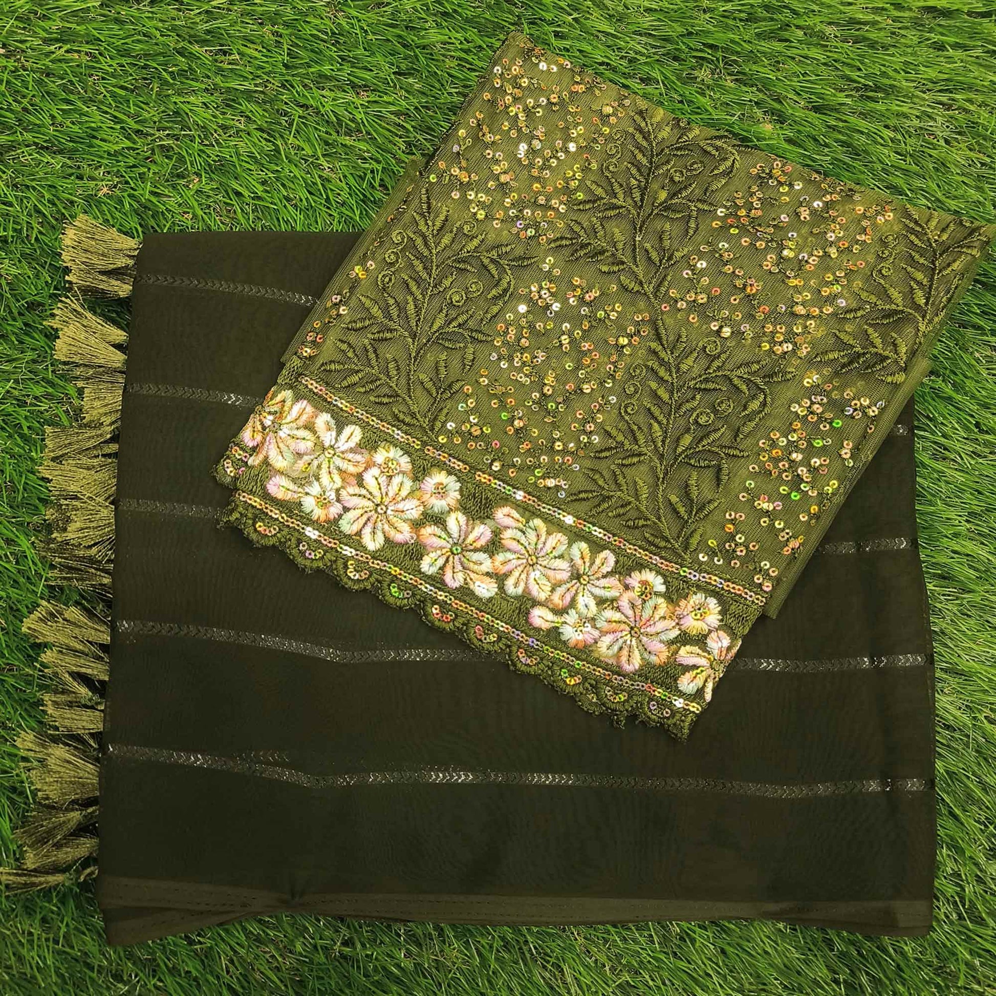 Mehndi green Woven Georgette Saree with Tassels