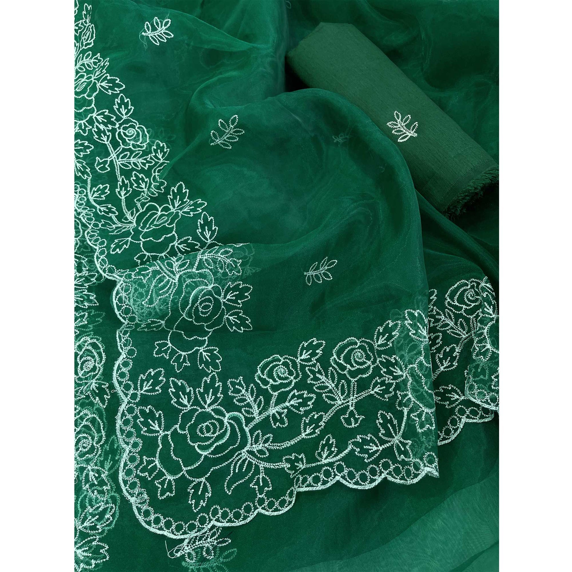 green-floral-embroidered-organza-saree-10