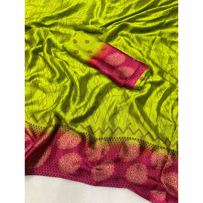 green-geometric-printed-chiffon-saree-7