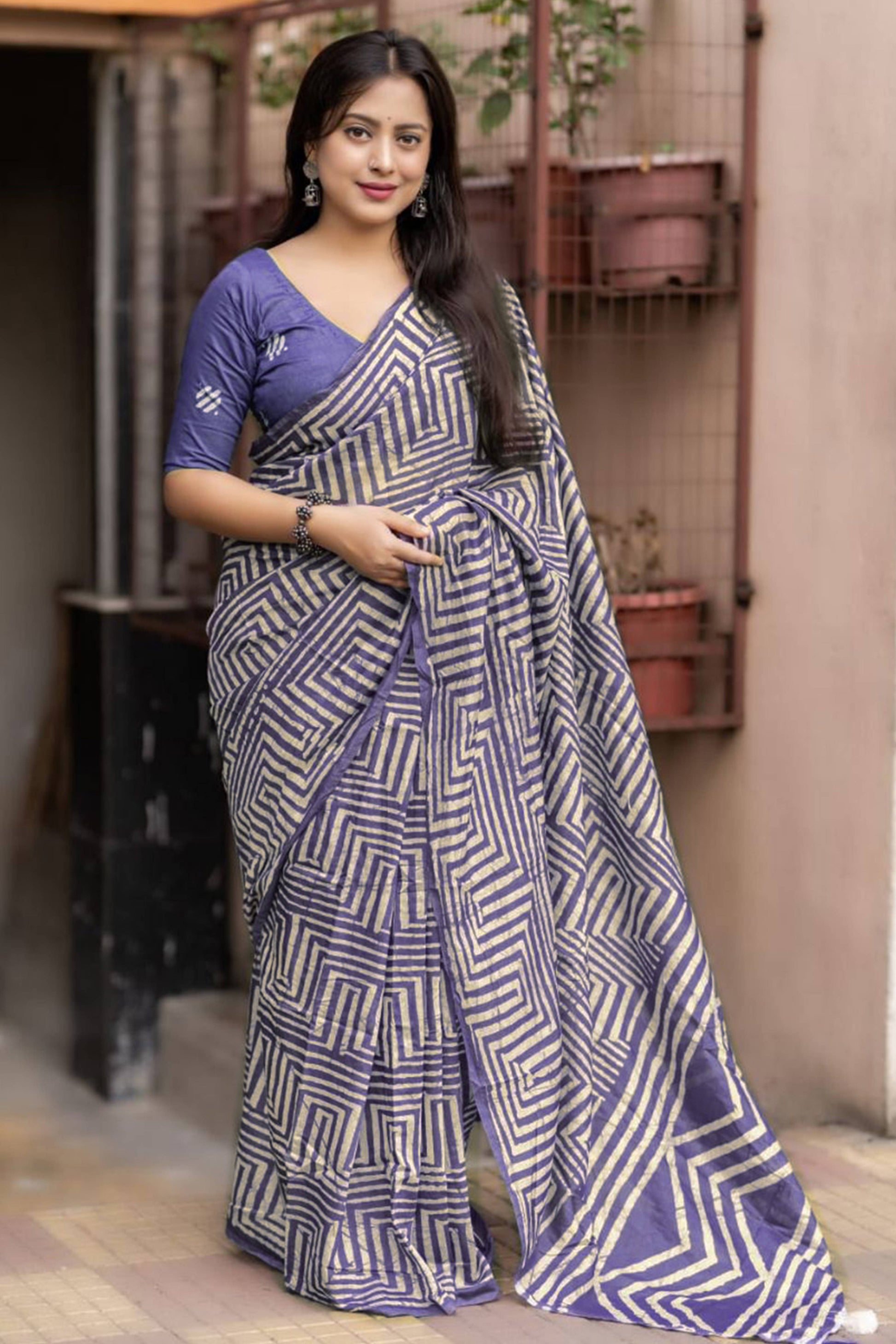 Lavender Digital Printed Linen Cotton Saree