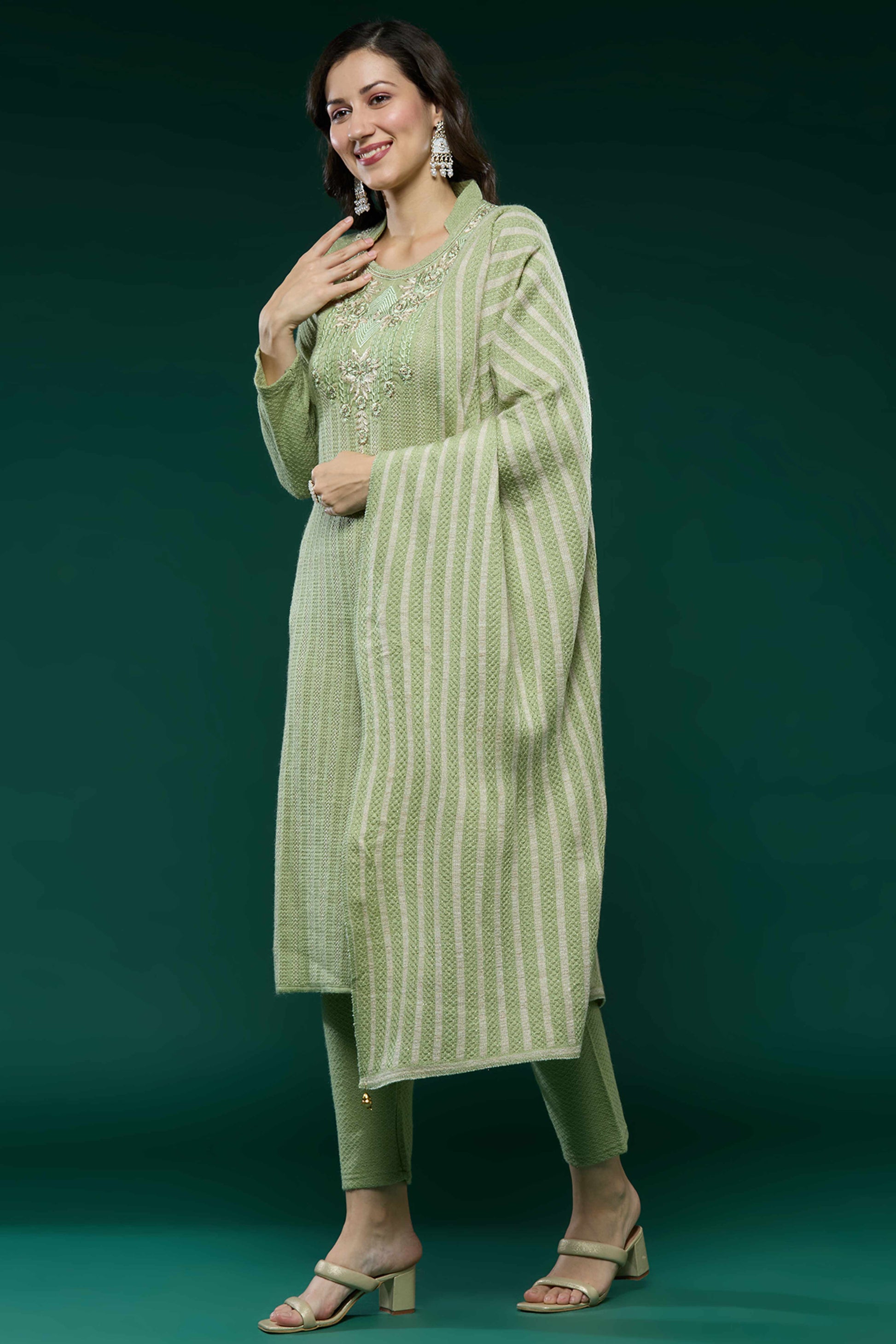green-embroidered-woolen-straight-salwar-suit