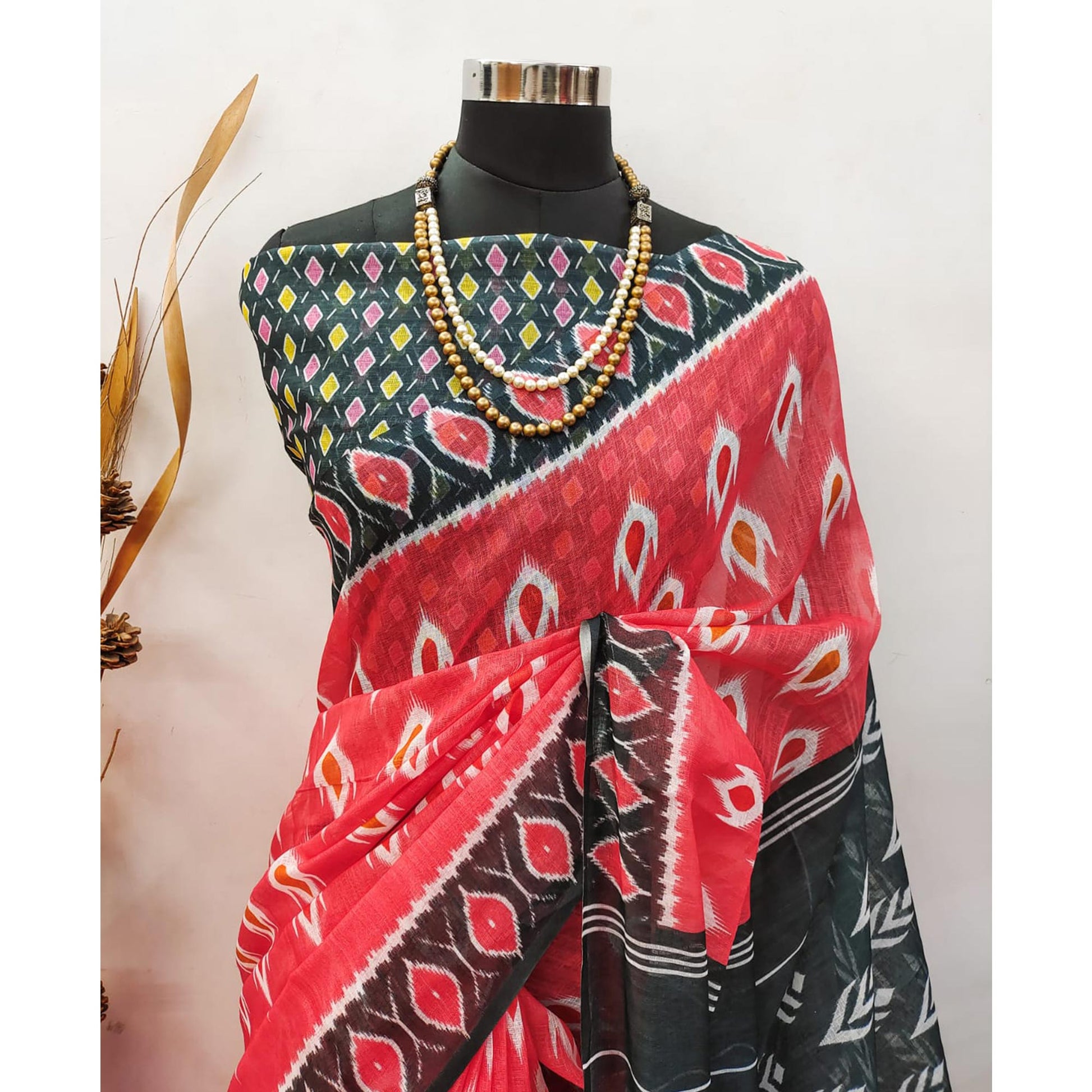 Gajri Pink Ikkat Printed Linen Saree