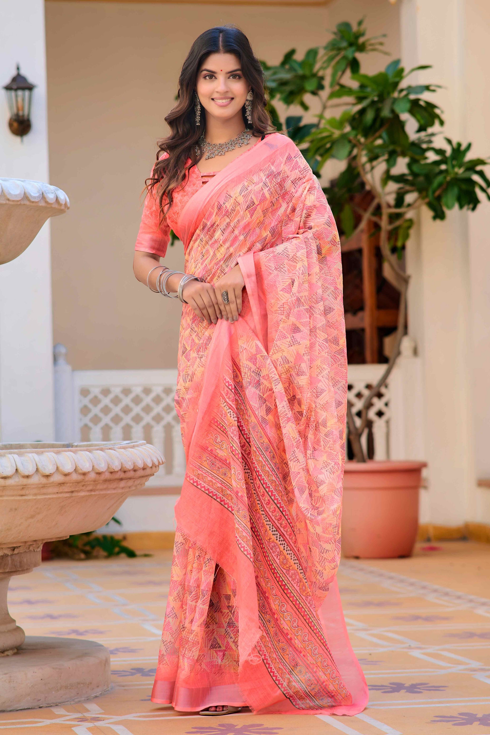 Gajri Pink Geometric Printed Linen Saree