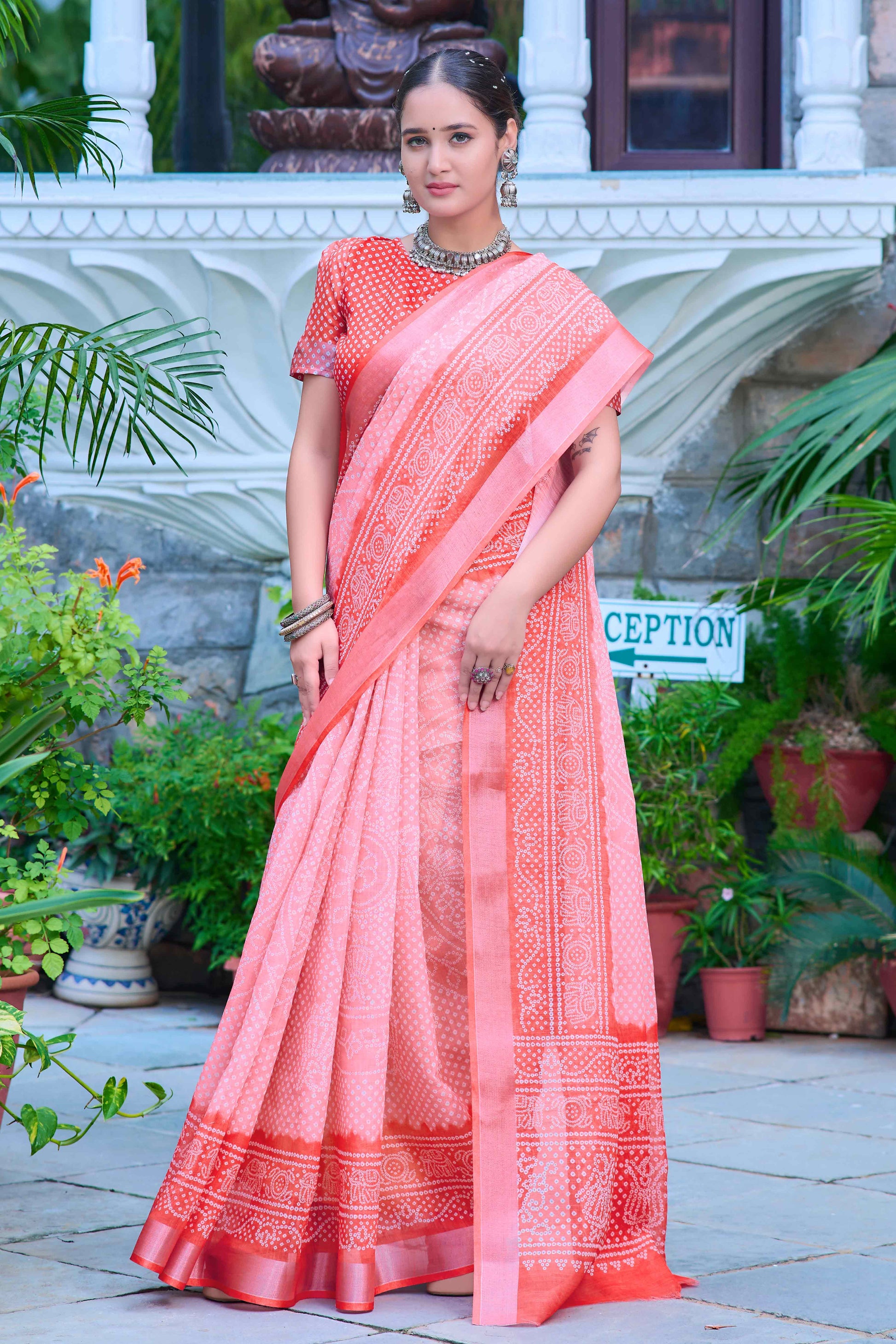 Gajri Pink Bandhani Printed Linen Saree