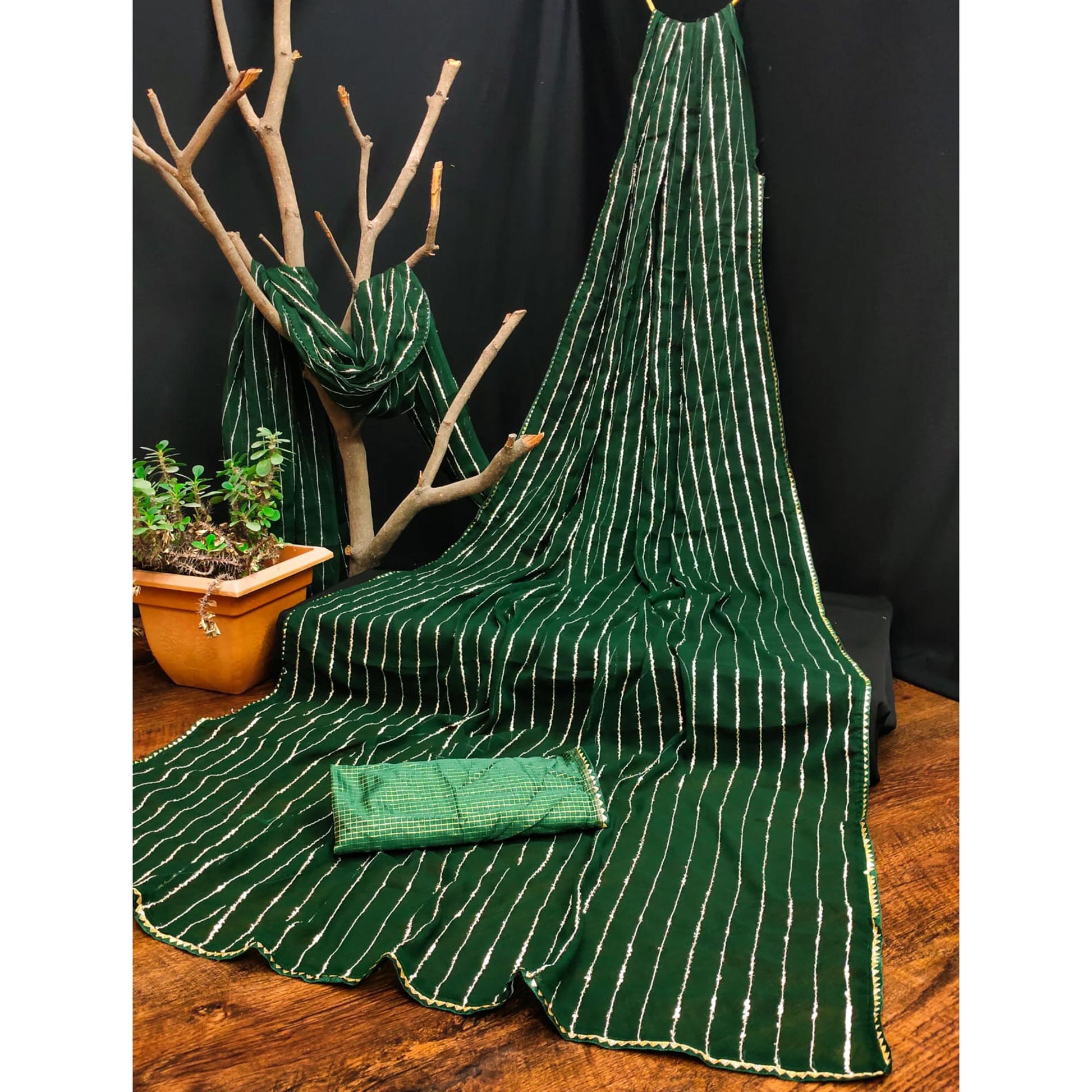 green-striped-woven-georgette-saree