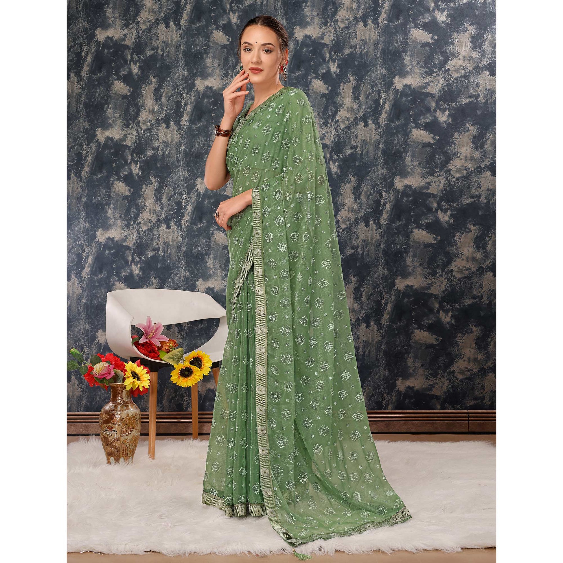 green-printed-chiffon-saree-with-lace-border-6