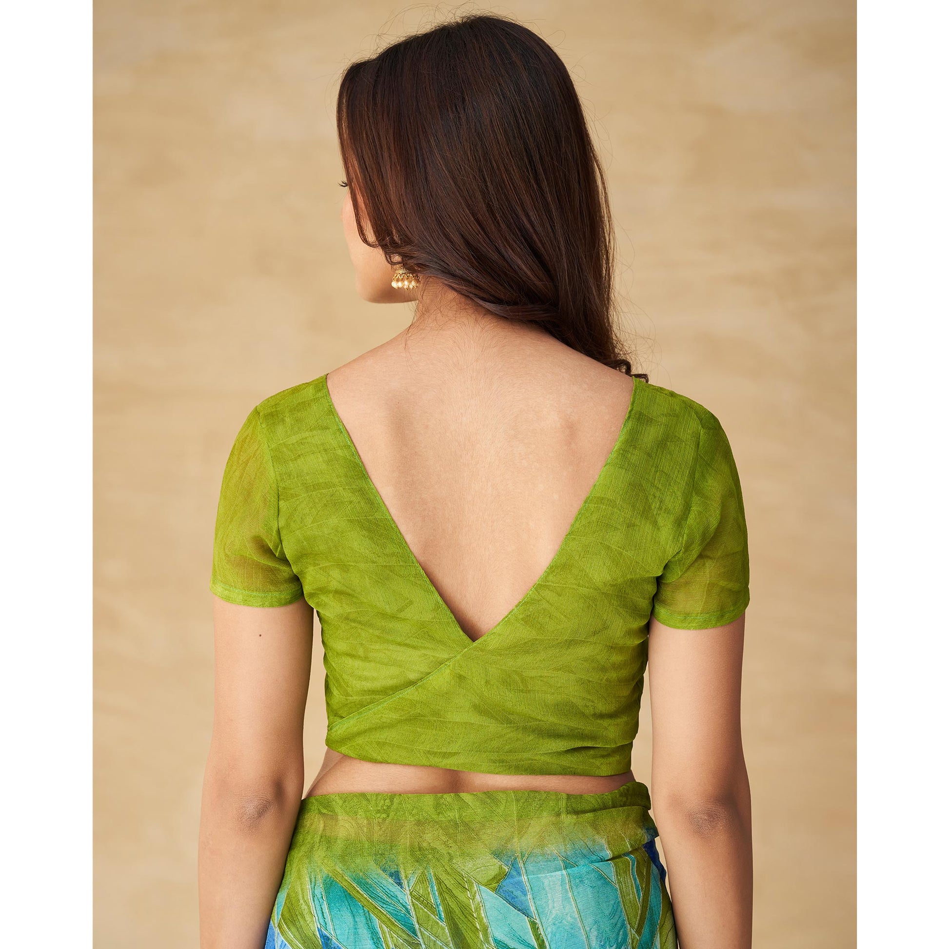 green-abstract-printed-chiffon-saree