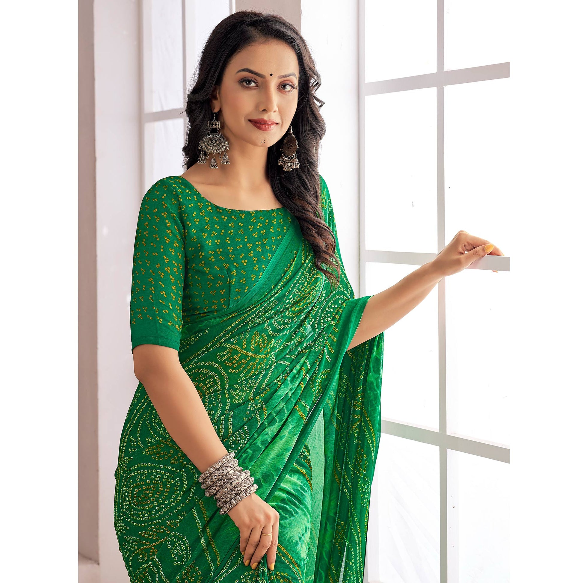 green-bandhani-printed-chiffon-saree-6