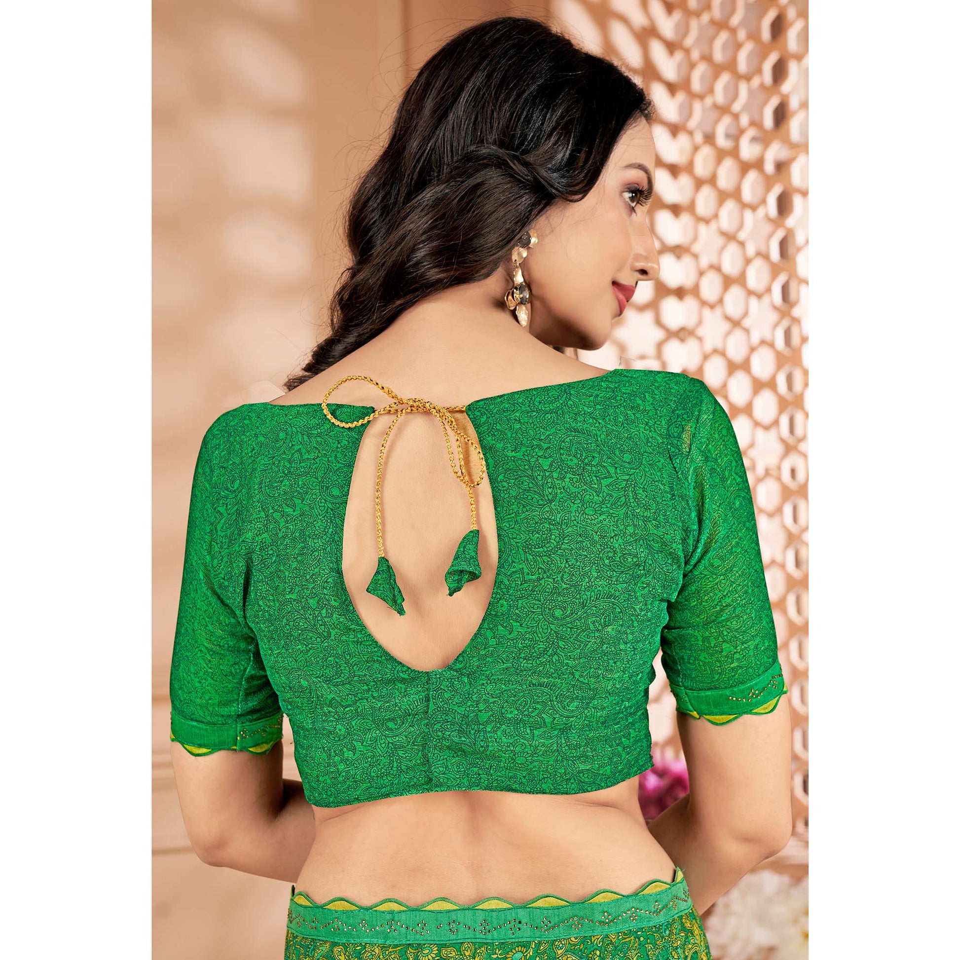 green-printed-chiffon-saree-with-lace-border-7
