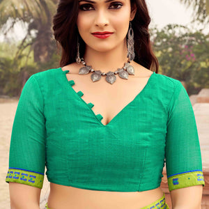 green-abstract-printed-chiffon-saree-1