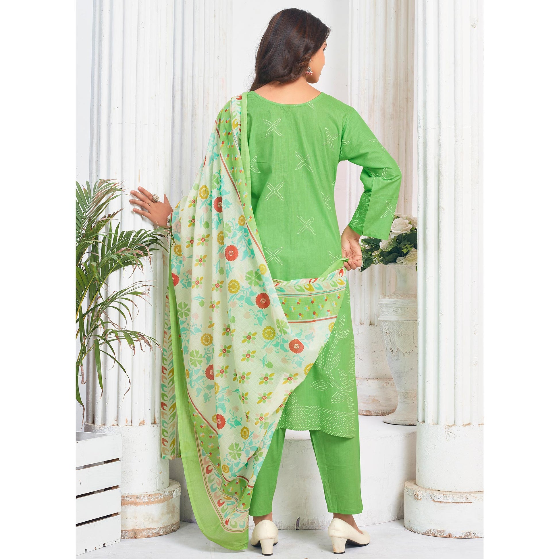 green-floral-printed-pure-cotton-salwar-suit-4