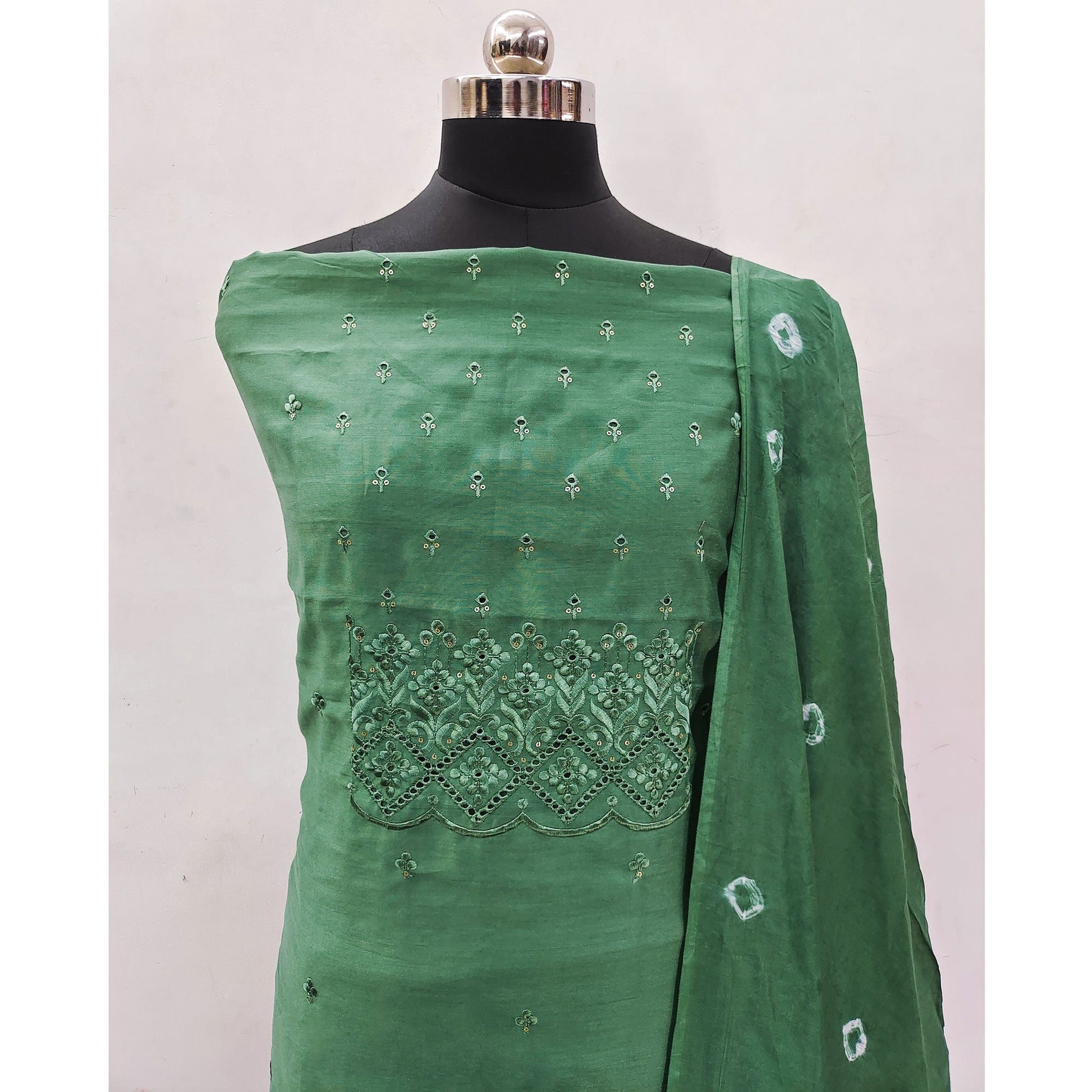 green-embroidered-cotton-blend-dress-material