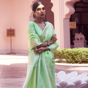 green-woven-linen-saree-5