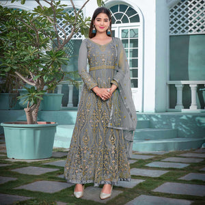 grey-floral-sequins-embroidered-net-semi-stitched-anarkali-suit