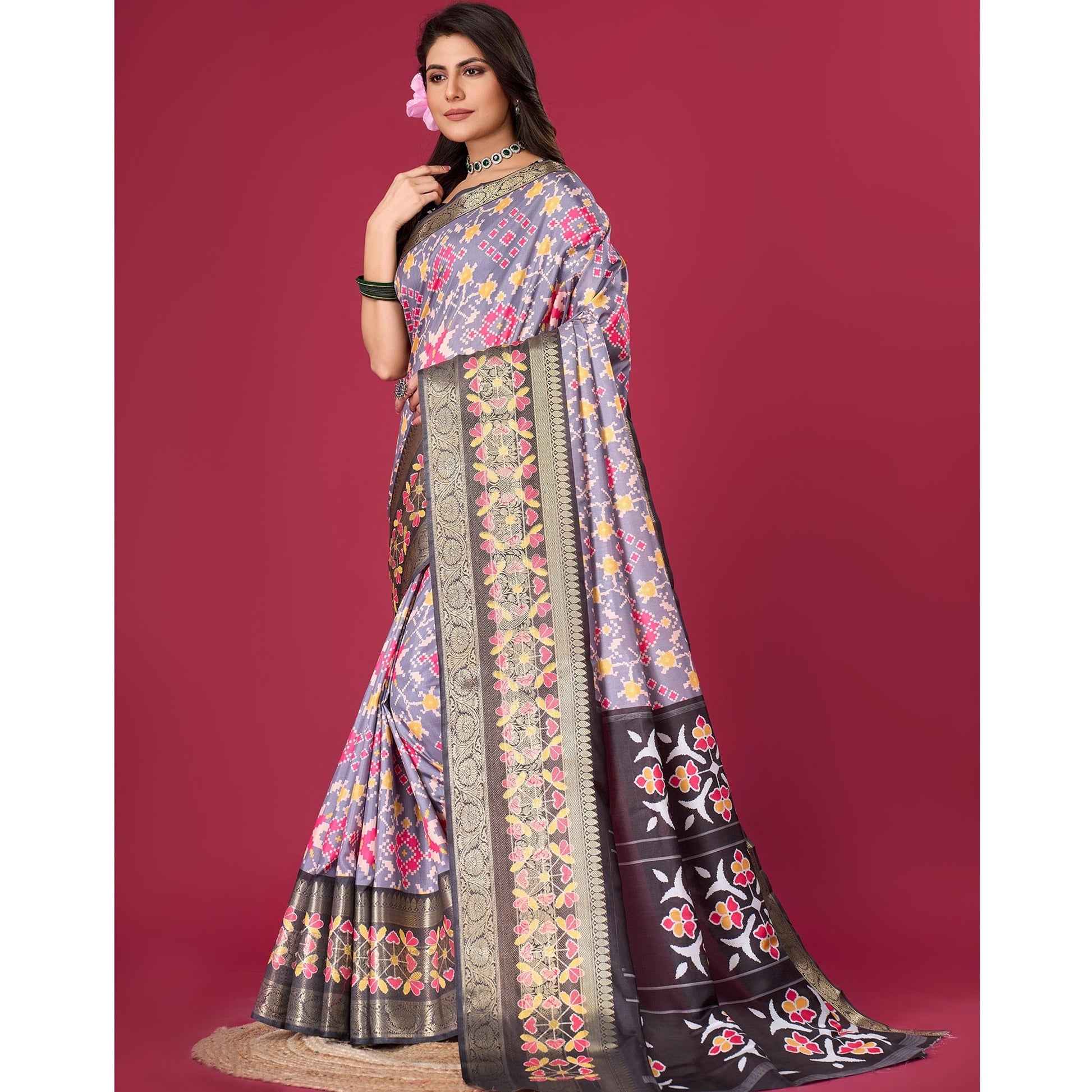 grey-black-digital-patola-printed-with-woven-border-dola-silk-saree