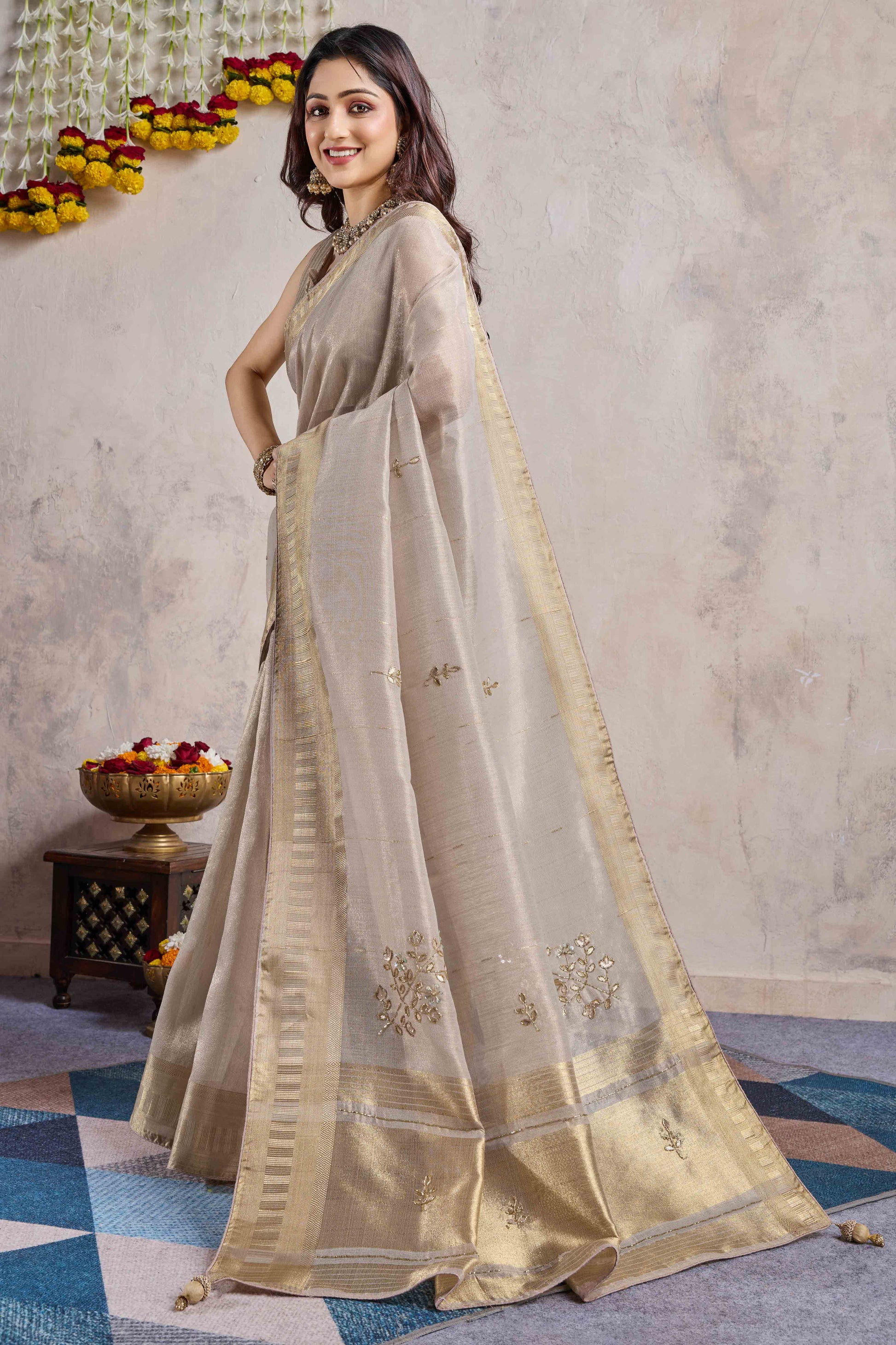 grey-beads-work-woven-linen-slub-saree