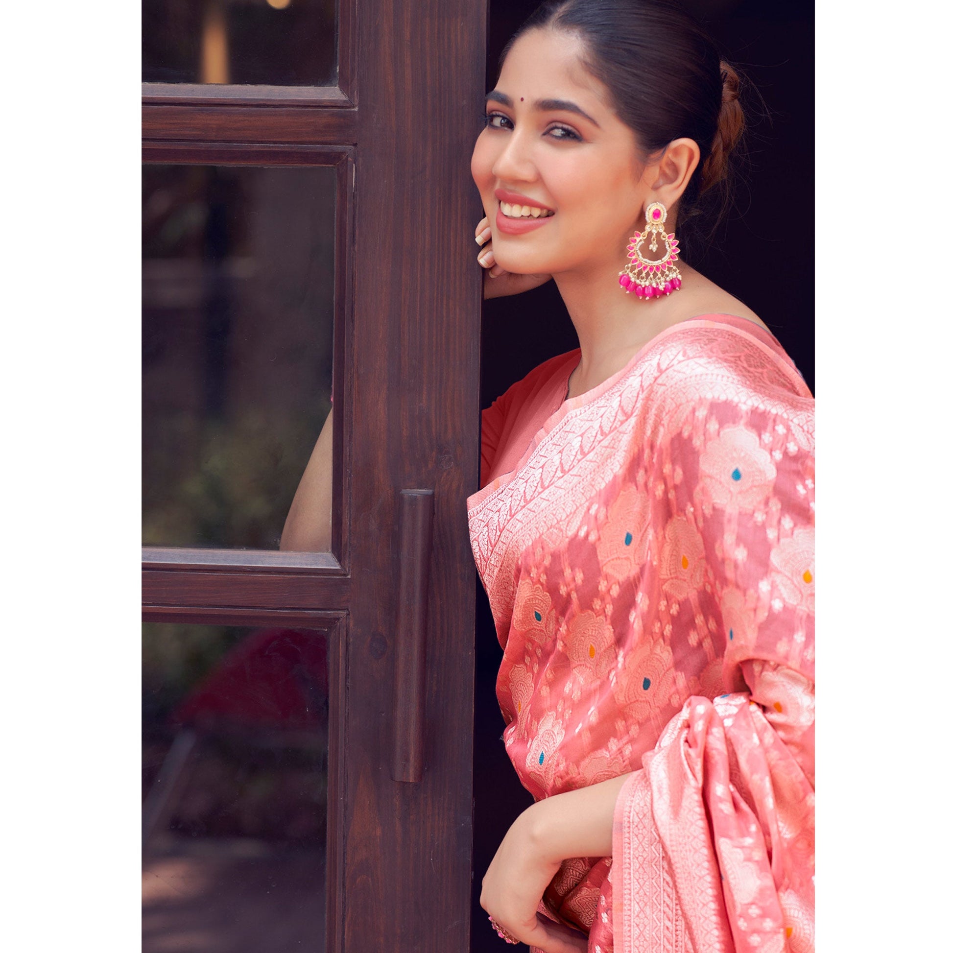 Gajari Pink Woven Cotton Silk Saree With Tassels