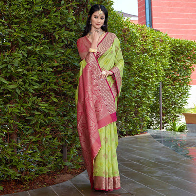 green-woven-art-silk-saree-10
