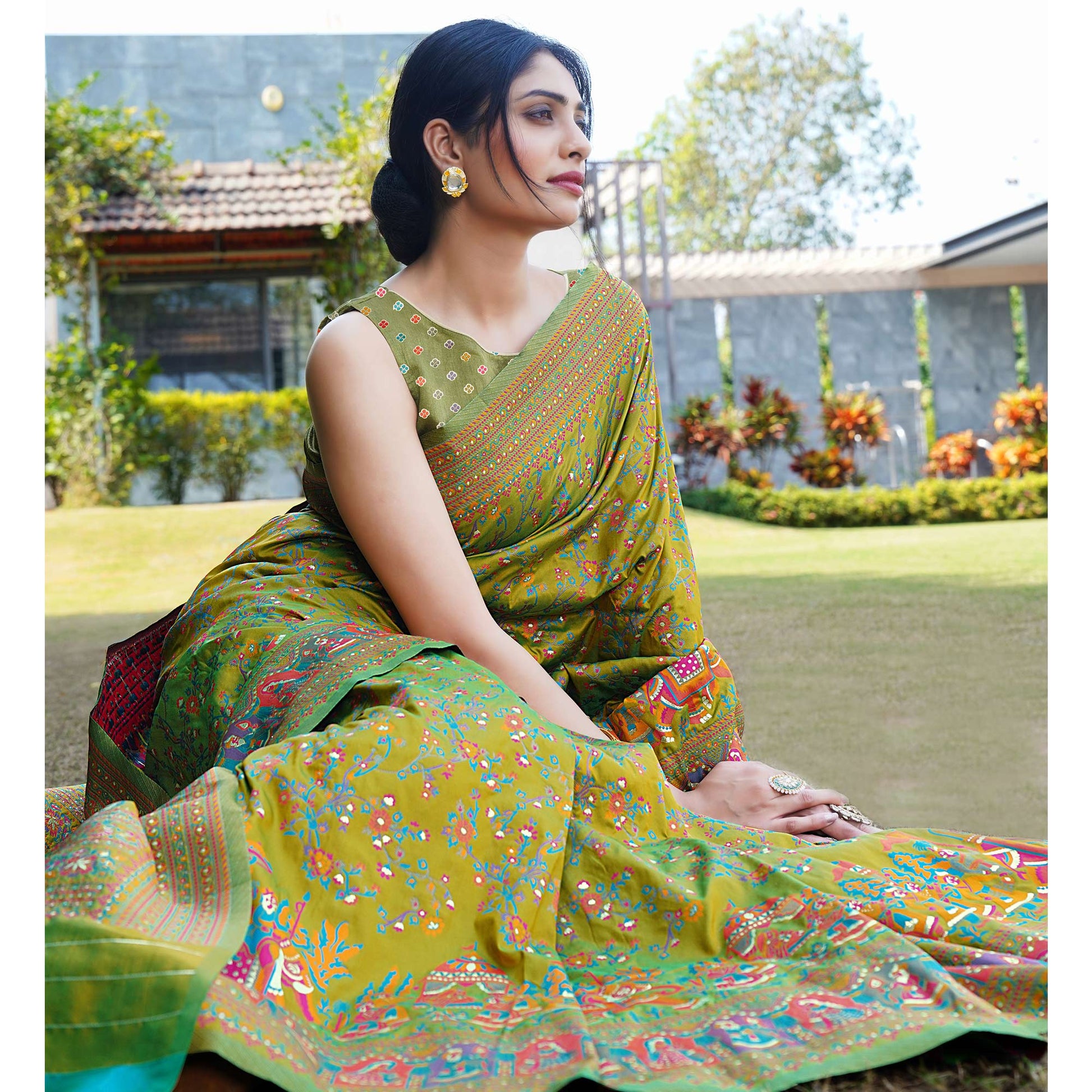 1green-floral-purple-woven-pure-silk-saree