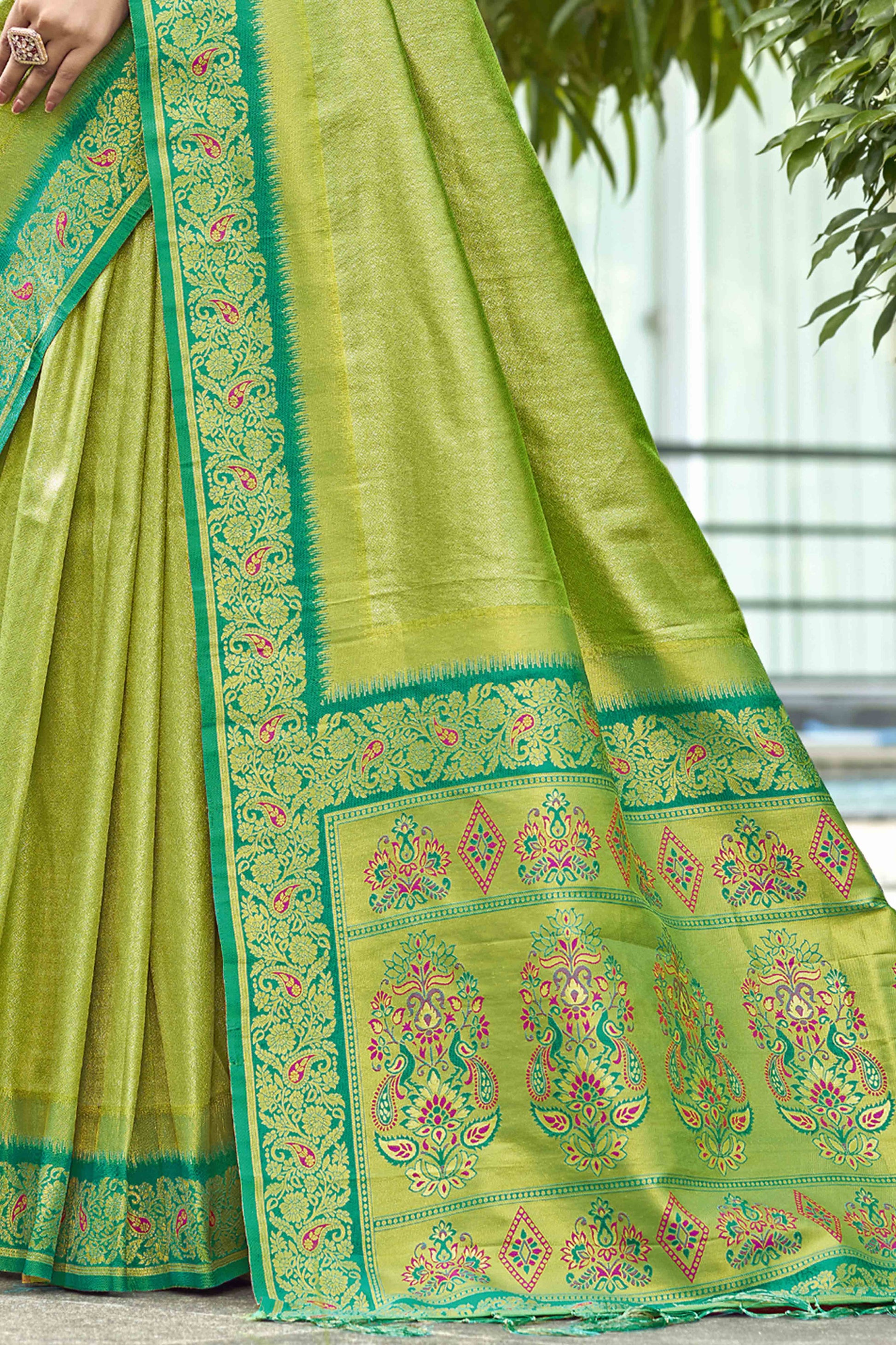 green-zari-weaving-organza-saree