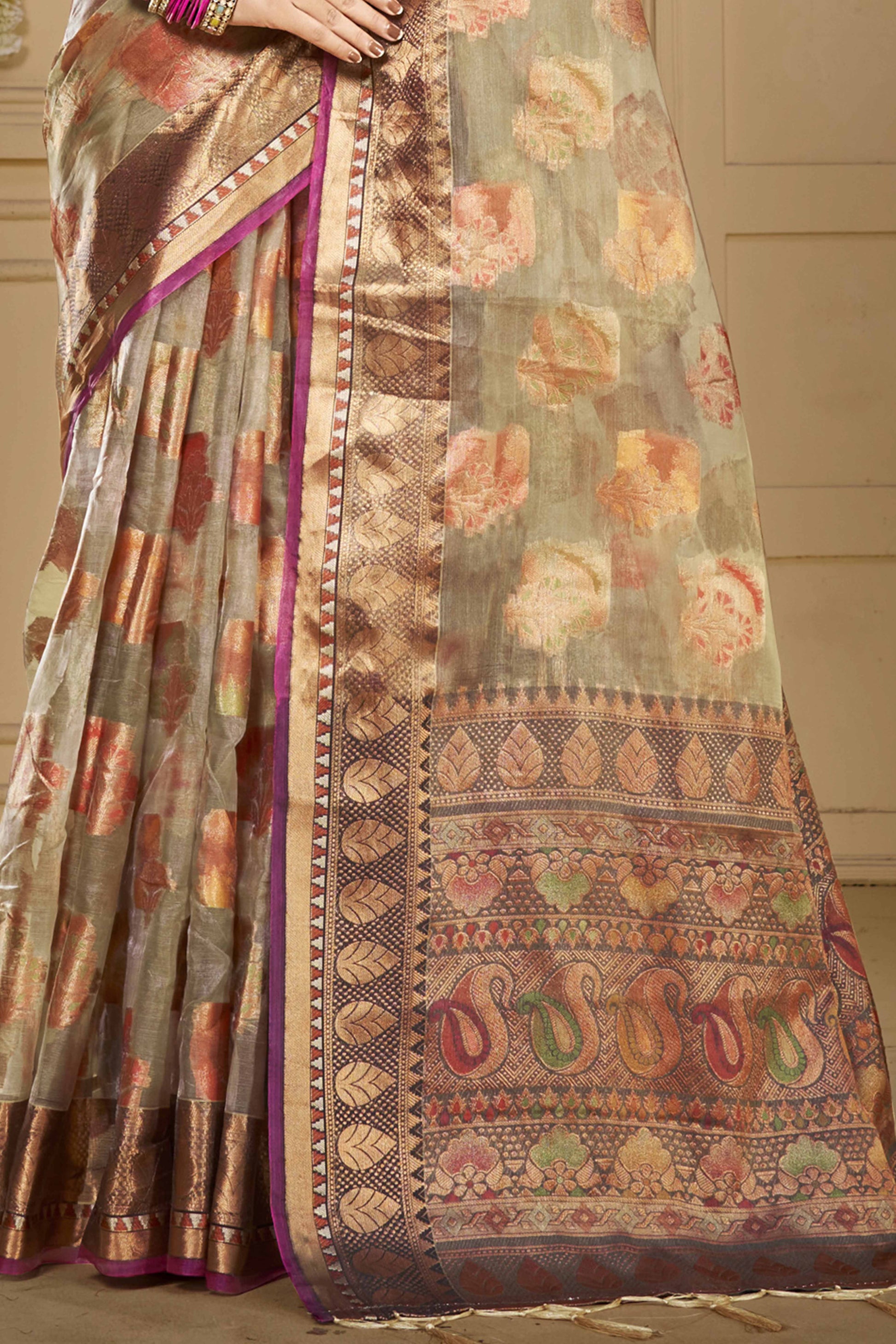 grey-floral-woven-organza-saree-with-tassels-3