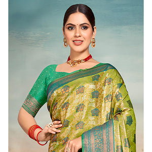 green-floral-woven-kanjivaram-silk-saree-with-tassels-4