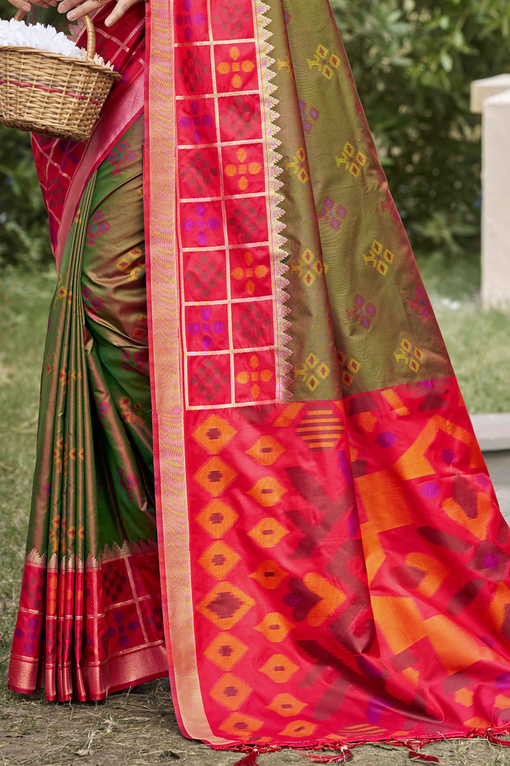 green-woven-cotton-silk-saree-with-tassels-21