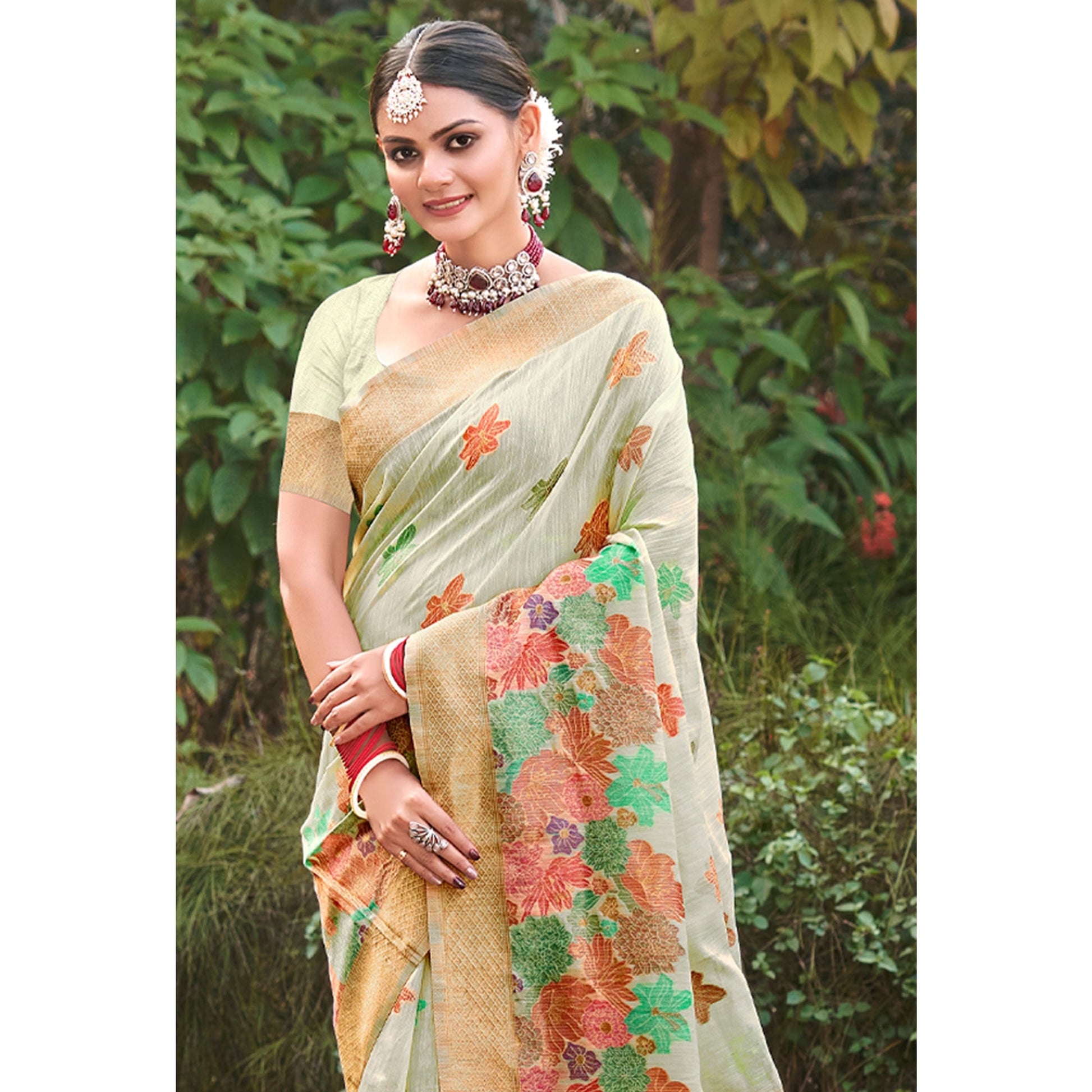 Light Green Woven Cotton Blend Saree With Tassels