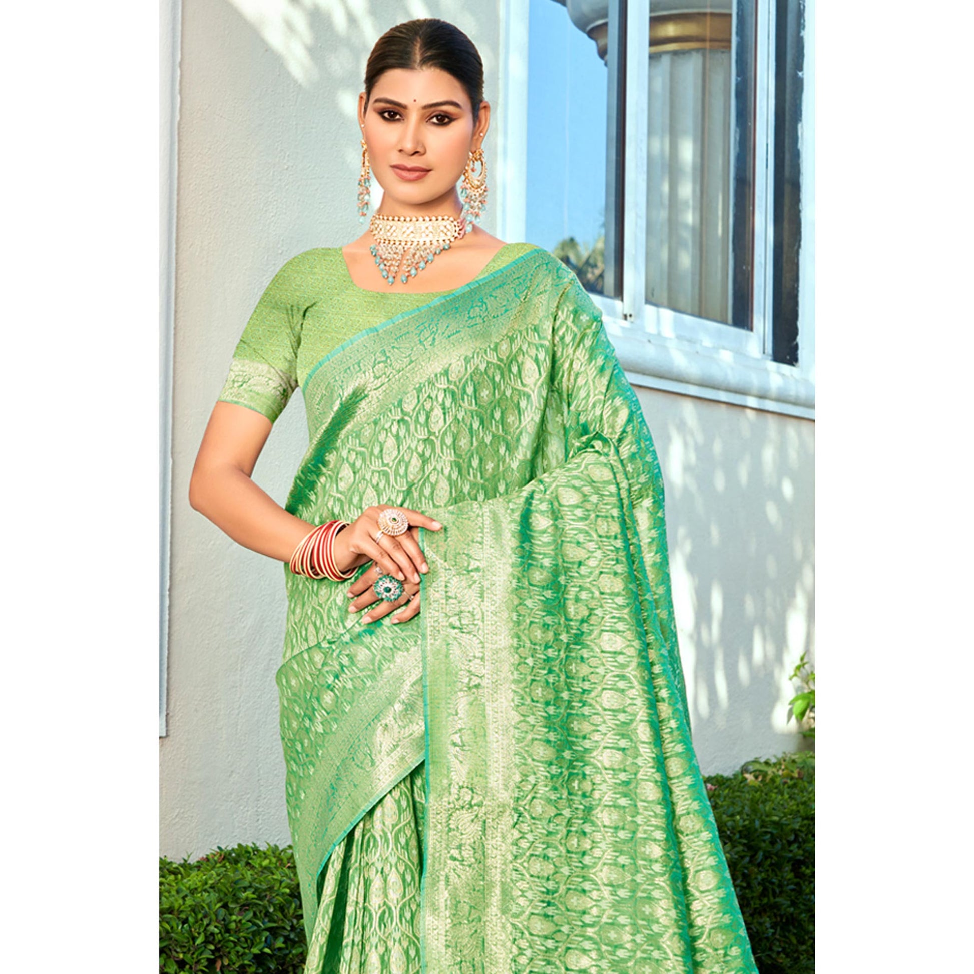 13green-floral-woven-cotton-blend-saree-with-tassels