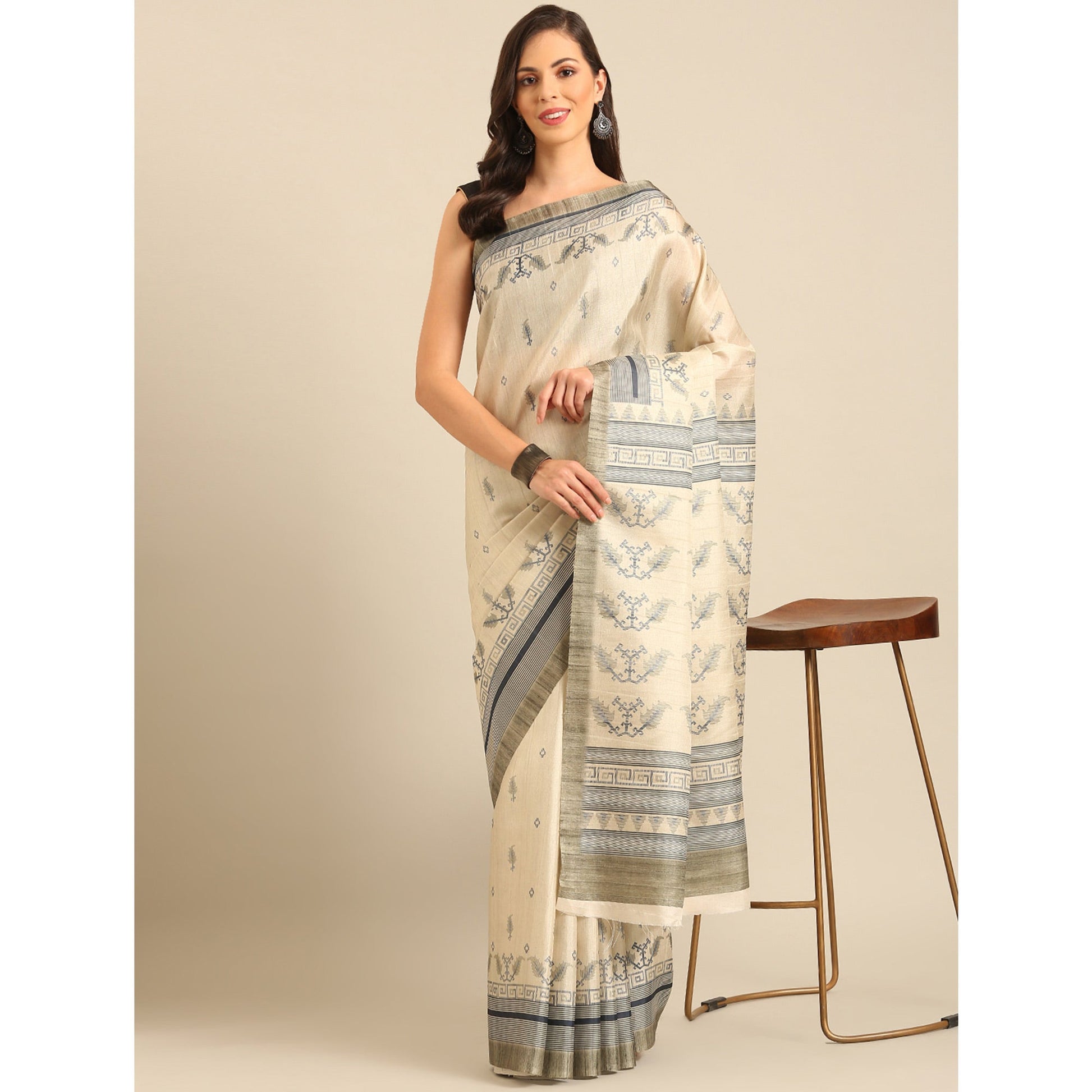 Cream Digital Print Cotton Blend Saree