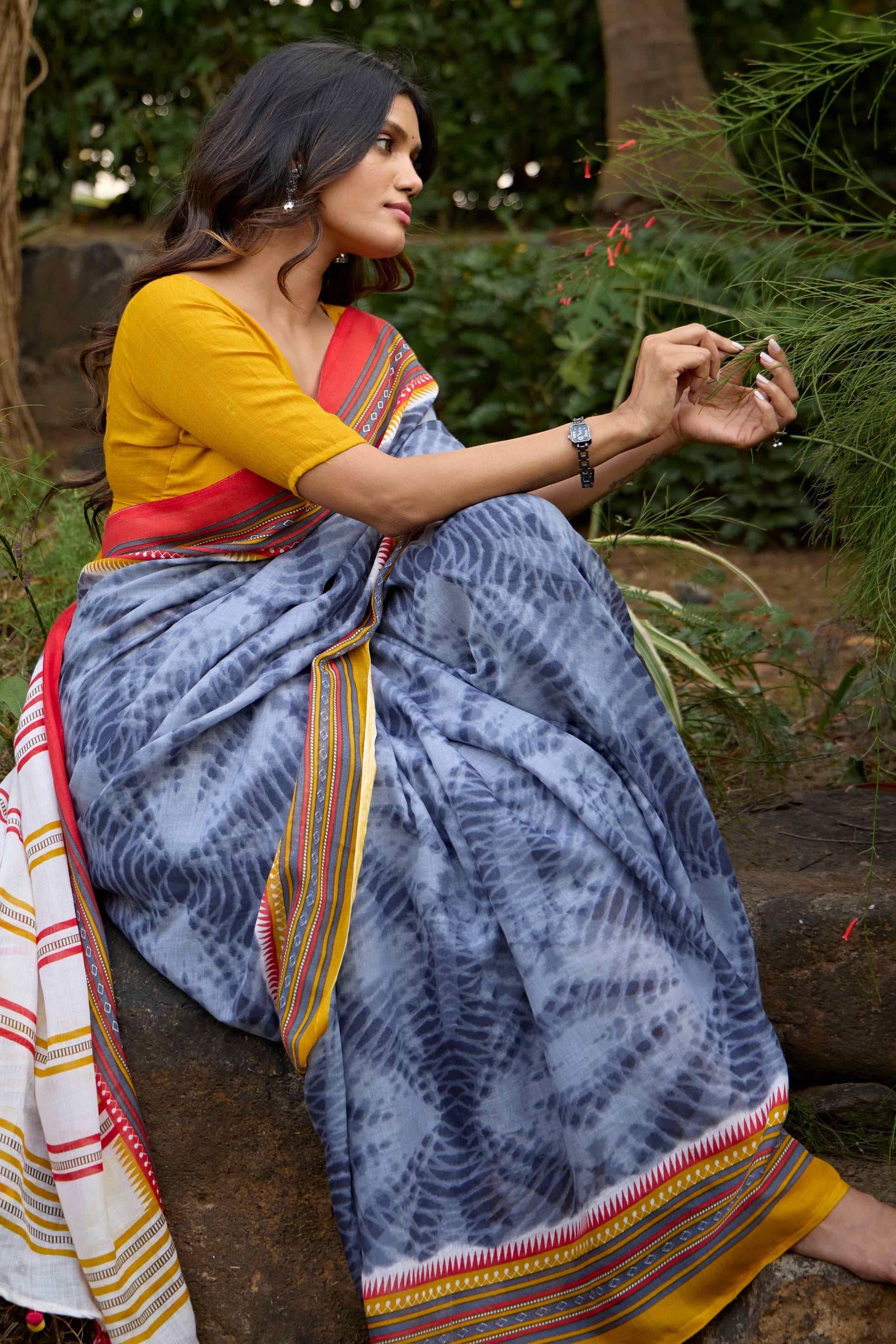 Grey Tie Dye Printed Linen Saree