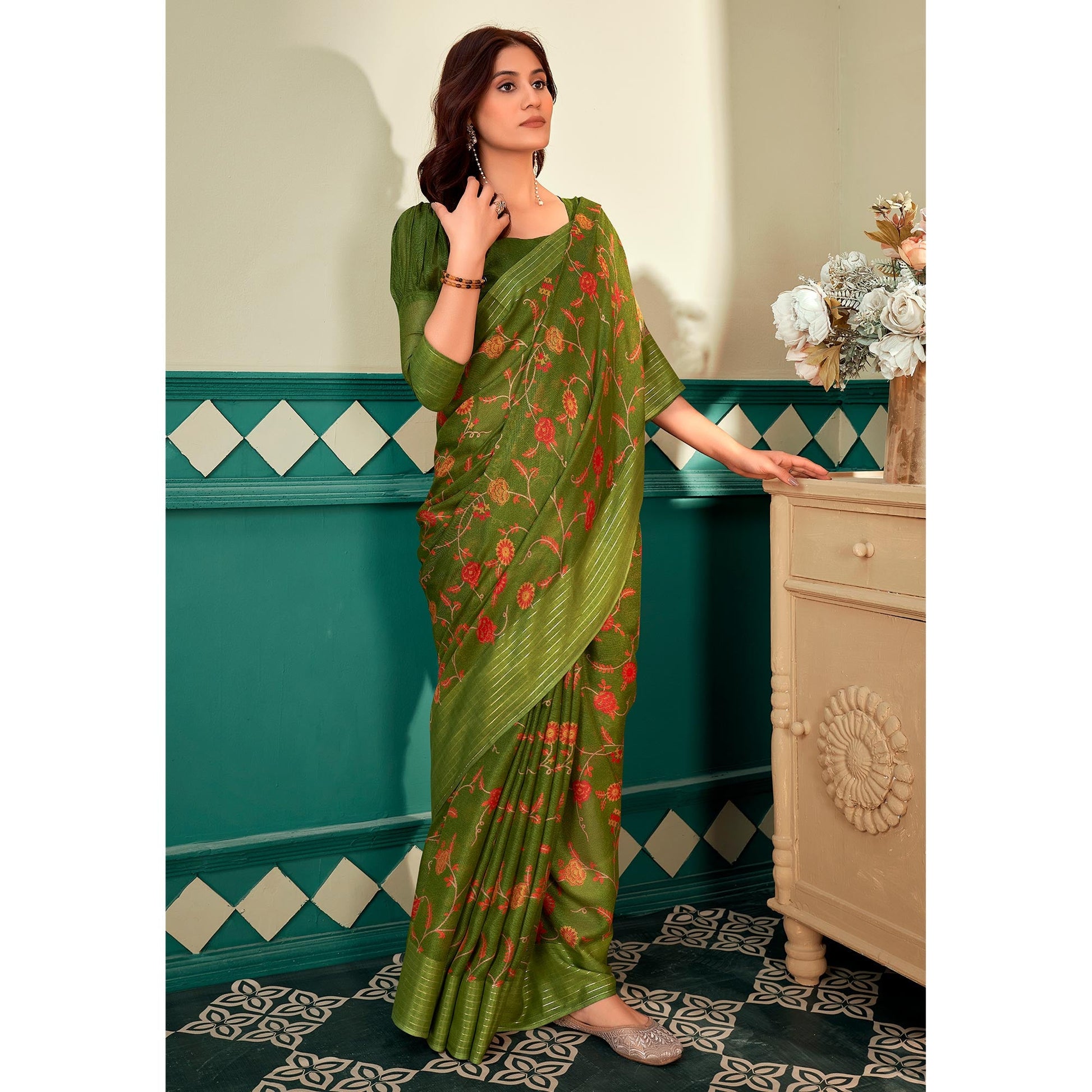 Mehandi Green Floral Printed Linen Saree