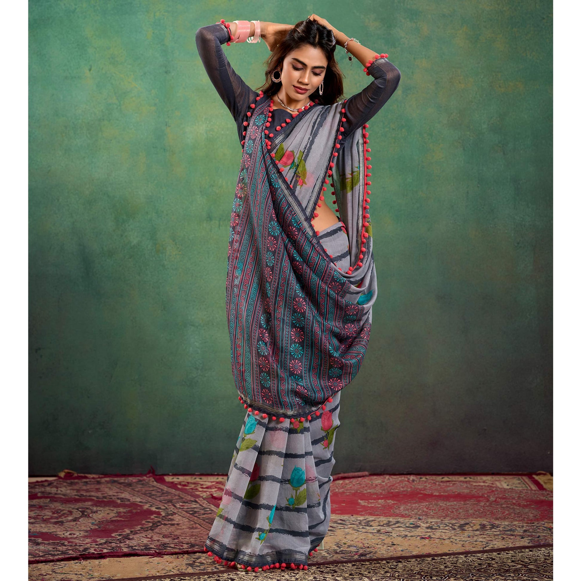grey-floral-printed-mul-mul-cotton-saree
